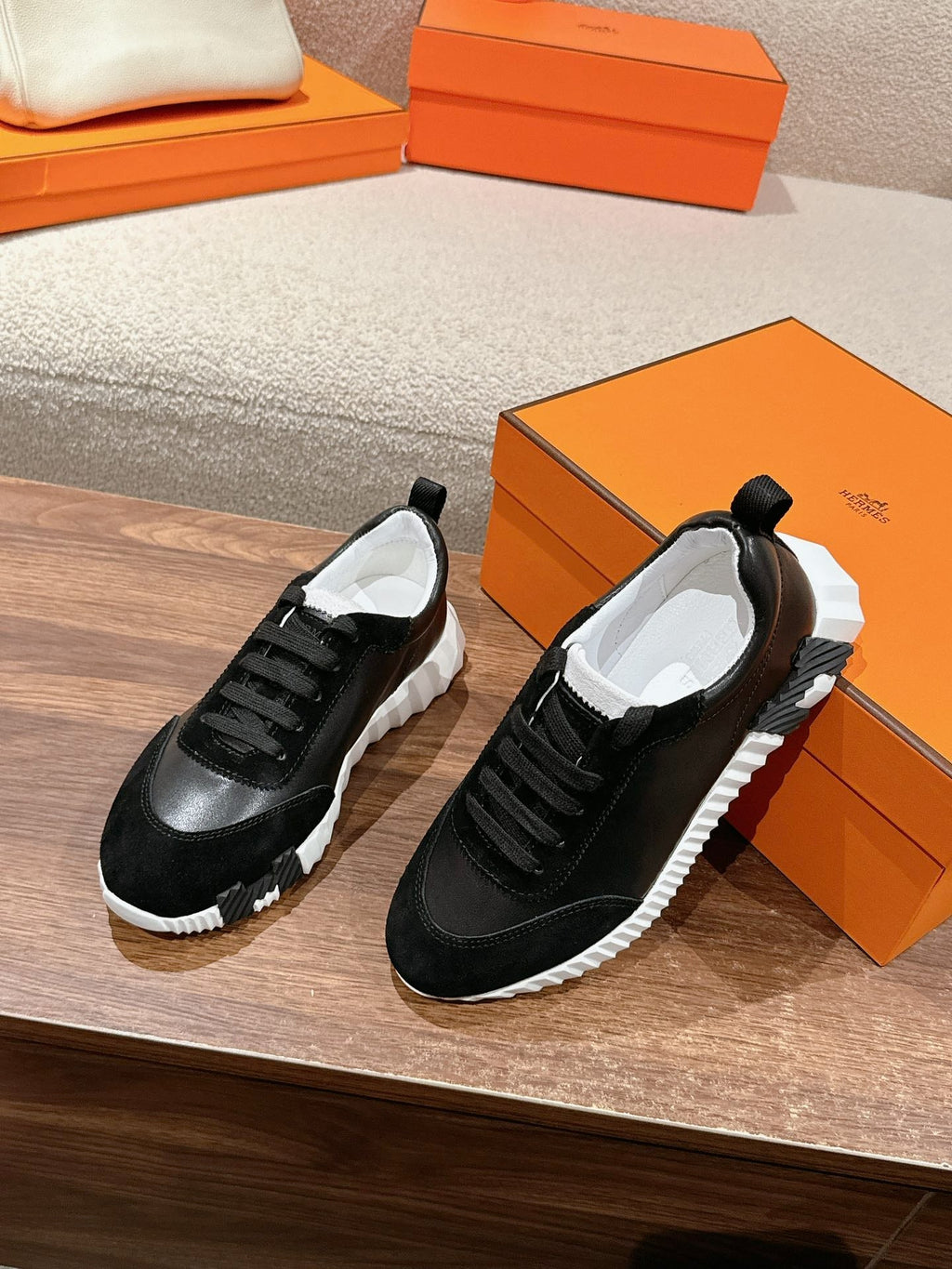 MAINLAND SNEAKER IN BLACK SUEDE AND CALFSKIN