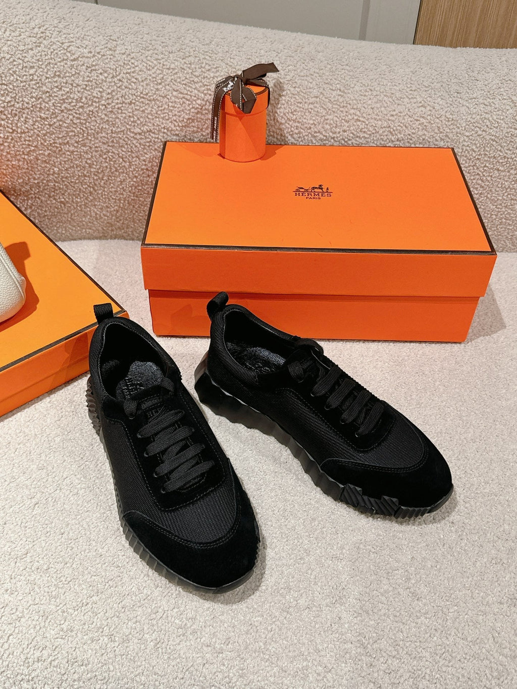 MAINLAND SNEAKER IN FULL BLACK SUEDE AND BREATHABLE MESH FABRIC