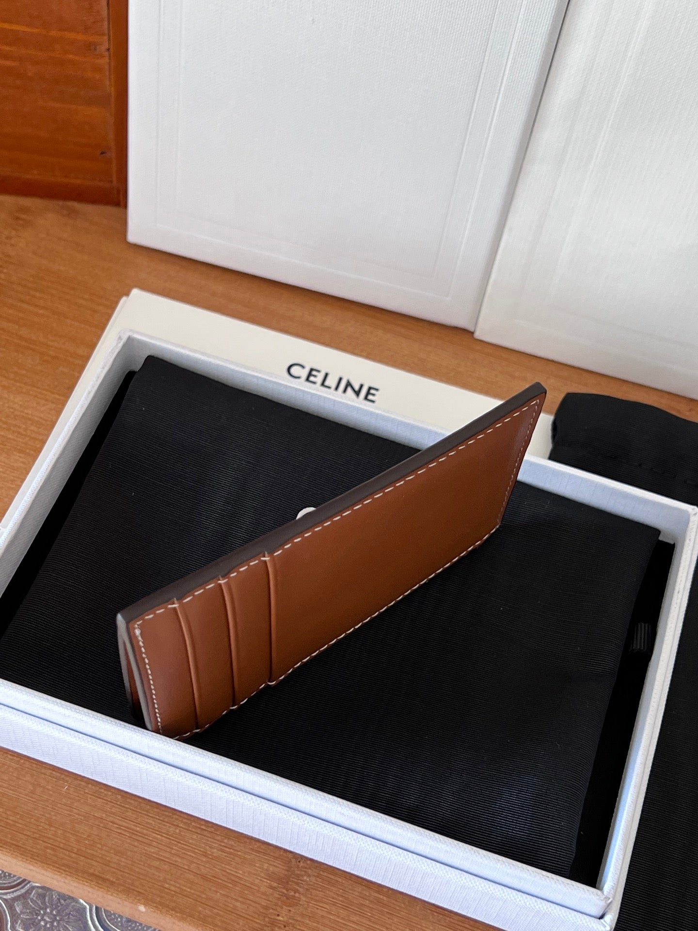 CELINE 25S ZIPPED CARD HOLDER 11 IN BROWN CALFSKIN GOLD HARDWARE