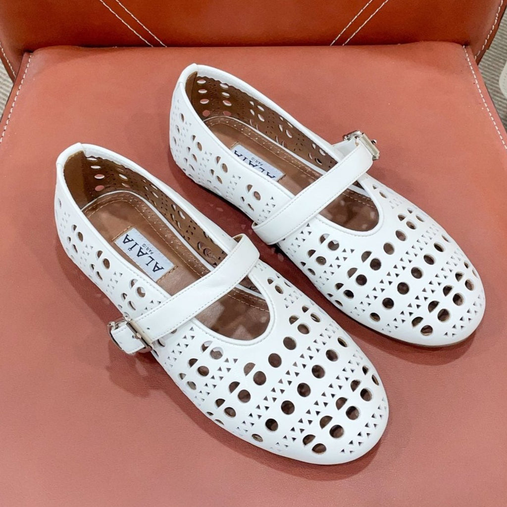 ALAIA HOLLOW BALLET FLAT IN WHITE LAMBSKIN