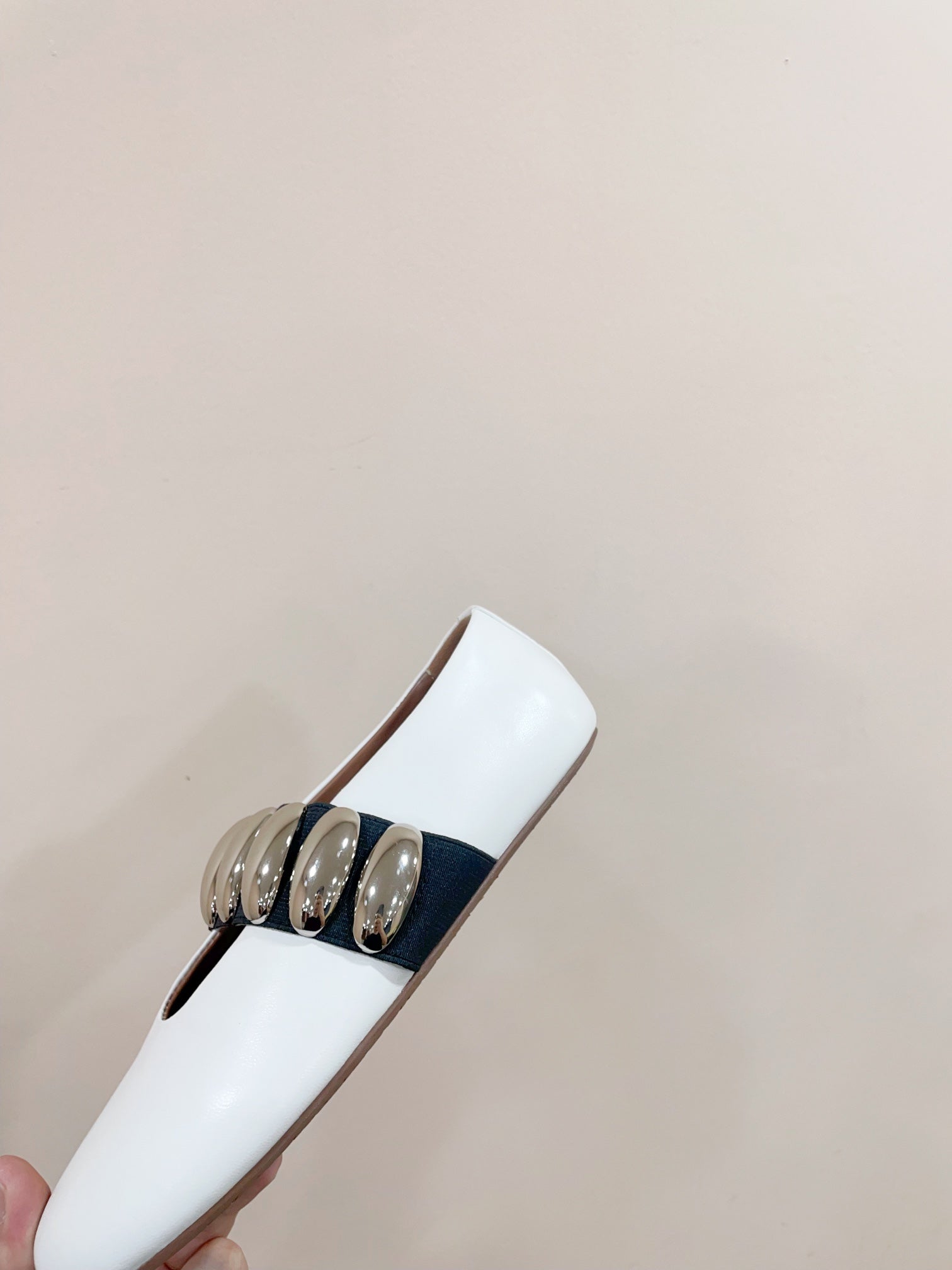 ALAIA TRIBALE BALLET FLATS IN WHITE LAMBSKIN