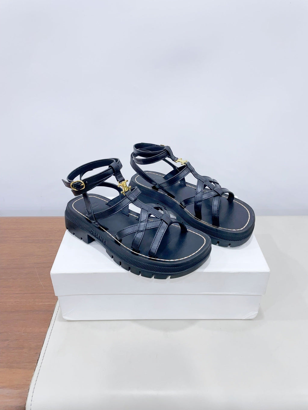 CLEA TRIOMPHE STRAPPY SANDAL IN BLACK CALFSKIN