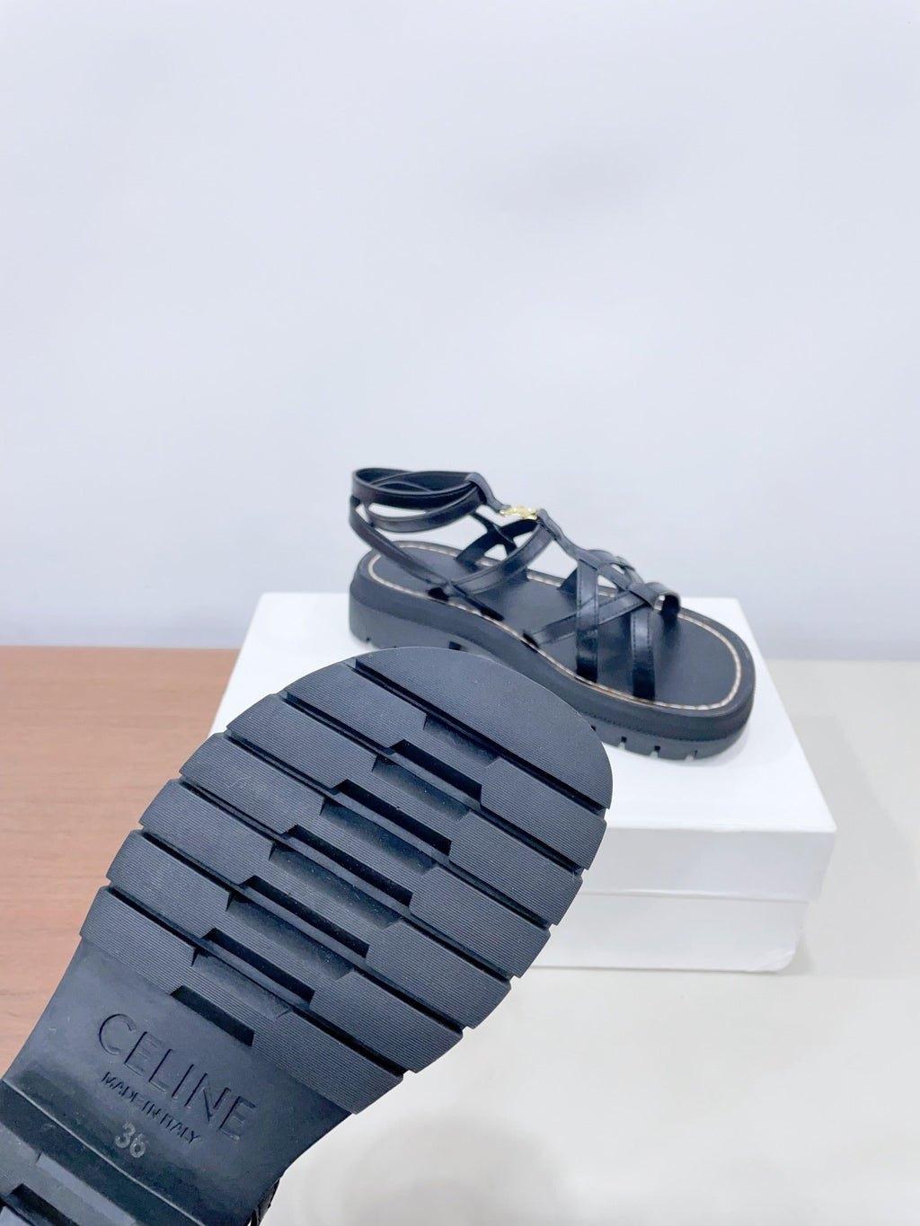 CLEA TRIOMPHE STRAPPY SANDAL IN BLACK CALFSKIN