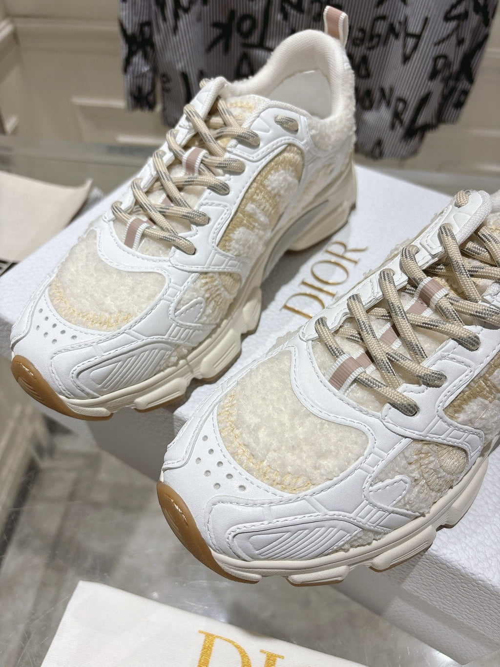 DIOR 25S MILE SERIES SNEAKERS 45MM IN WHITE CALFSKIN AND SHEARLING