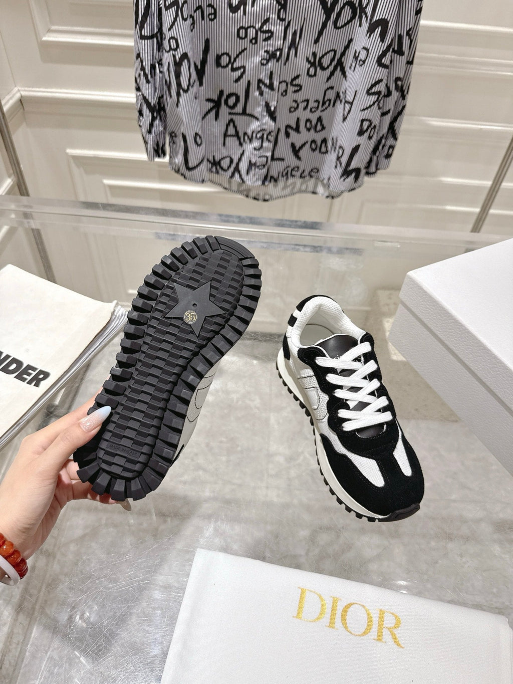 DIOR 25S C'EST DIOR SNEAKER IN WHITE BLACK CALFSKIN AND SUEDE