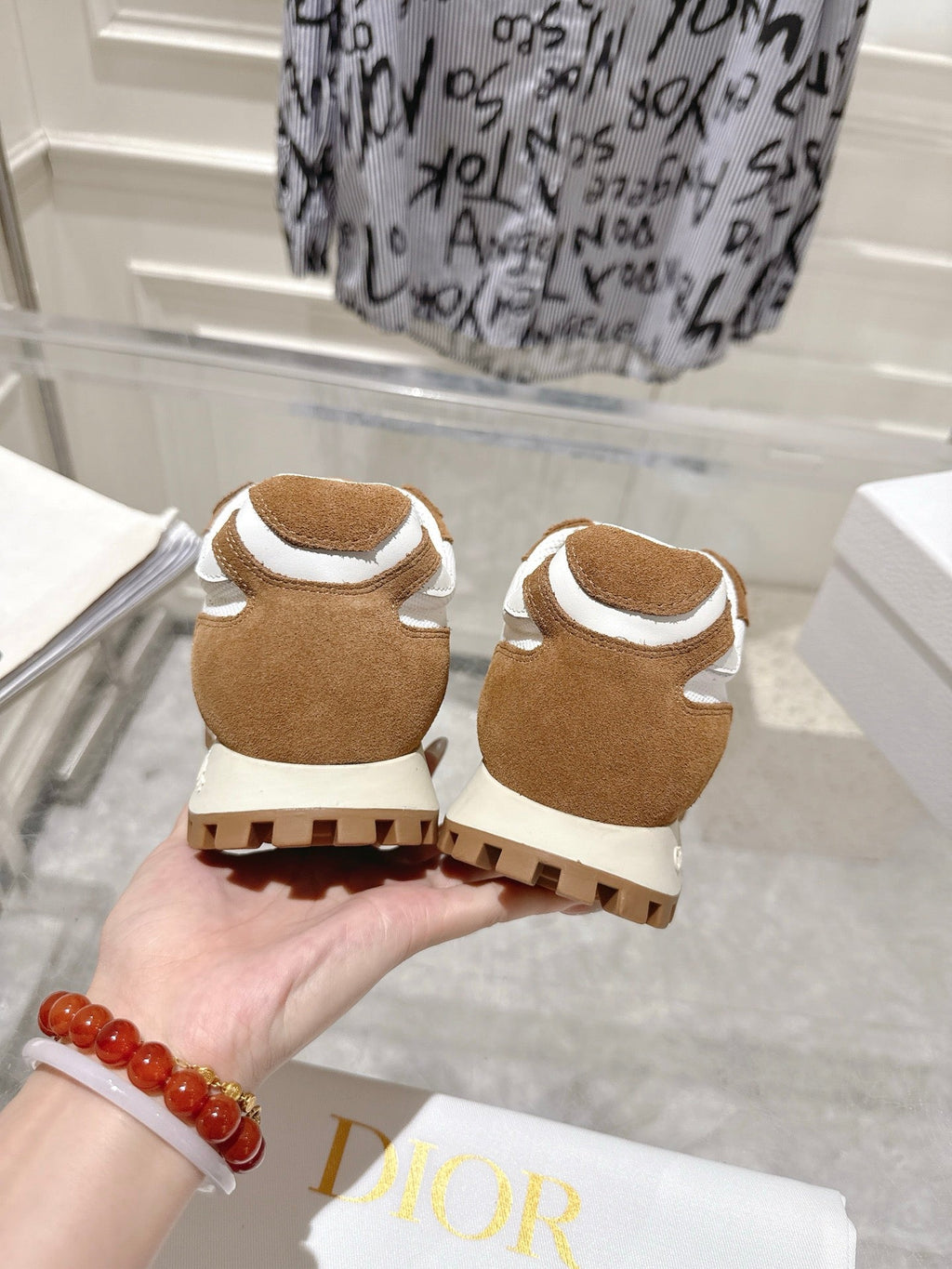 DIOR 25S C'EST DIOR SNEAKER IN WHITE HAZELNUT CALFSKIN AND SUEDE