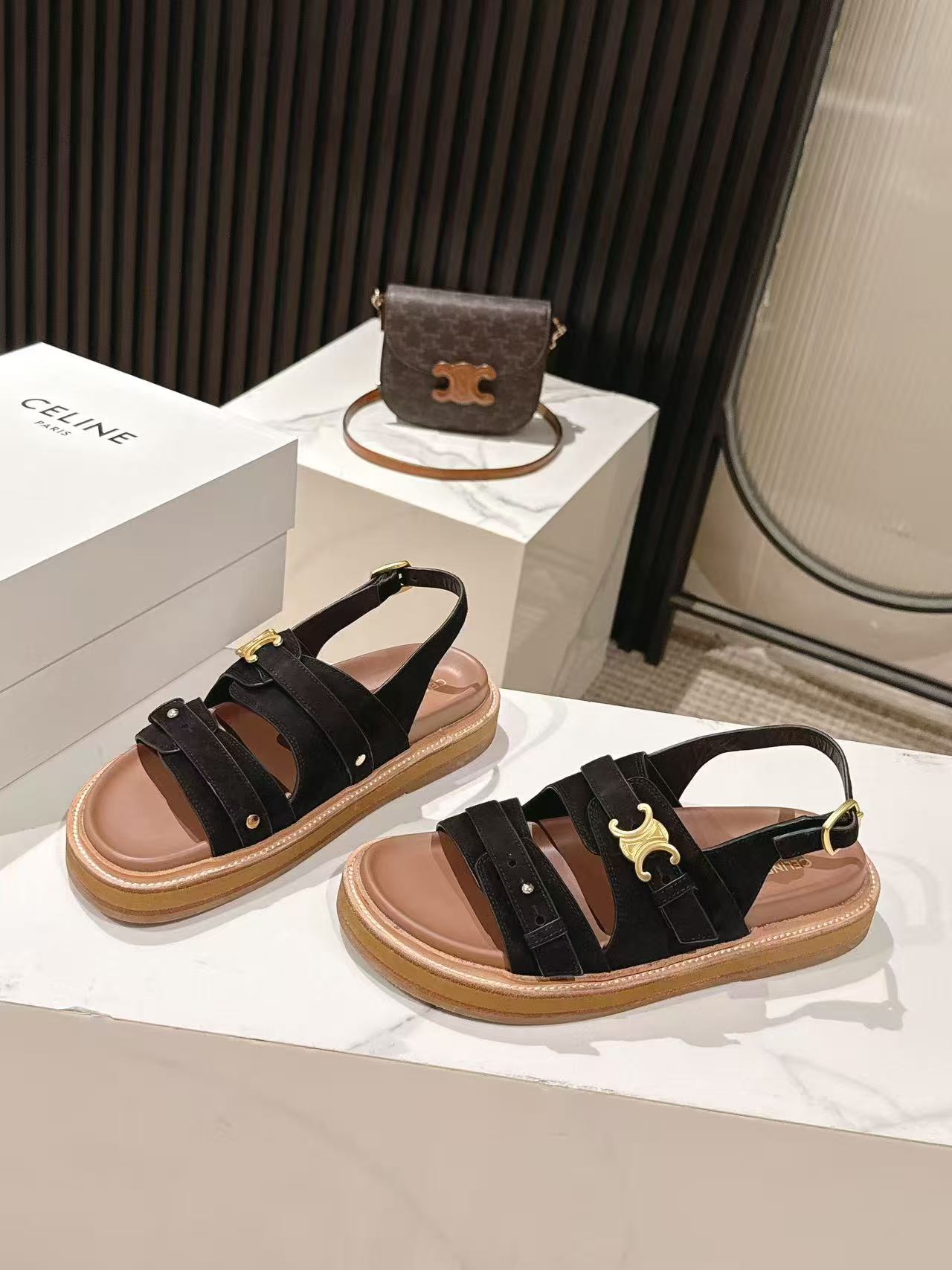 CELINE 25S TIPPI TRIOMPHE SANDAL IN BLACK CALFSKIN SUEDE