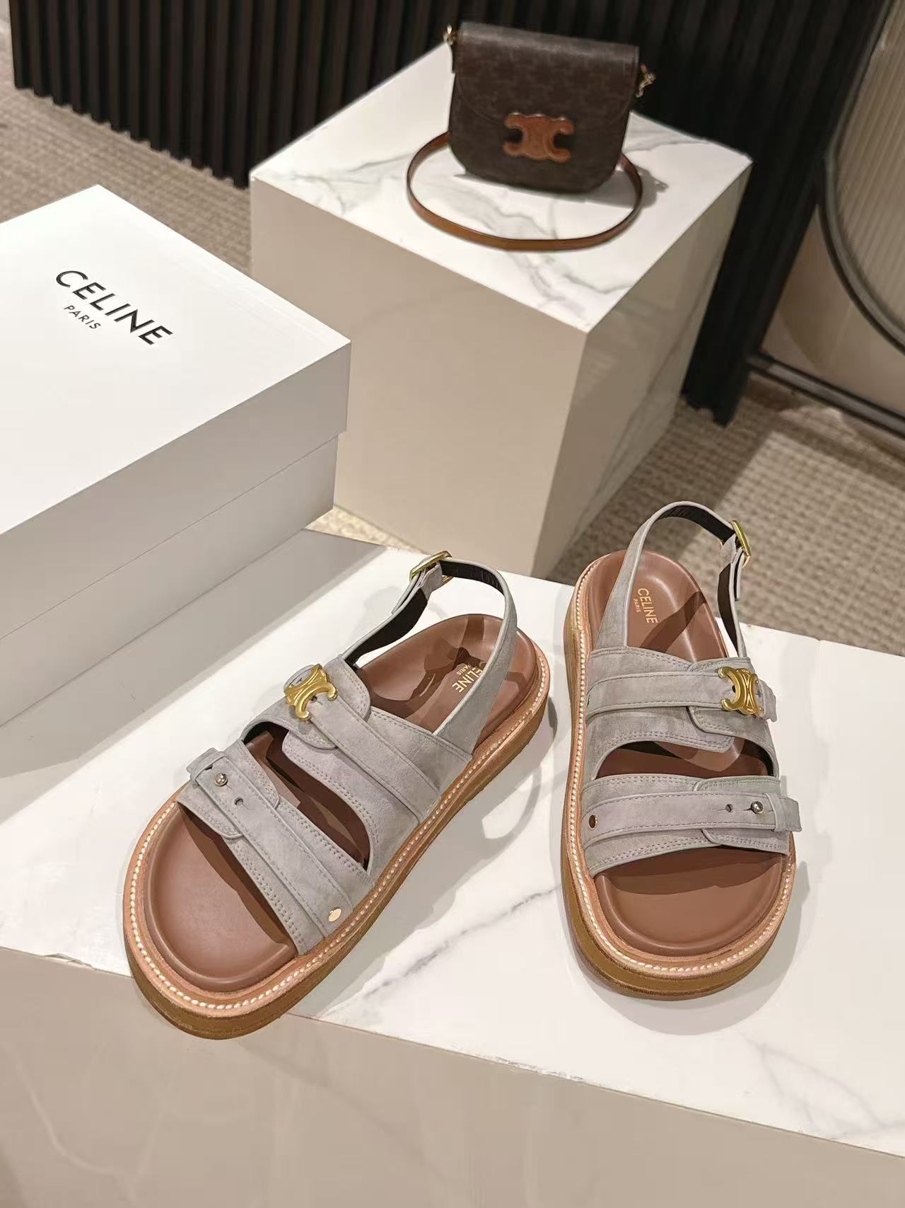 CELINE 25S TIPPI TRIOMPHE SANDAL IN LIGHT GRAY CALFSKIN SUEDE