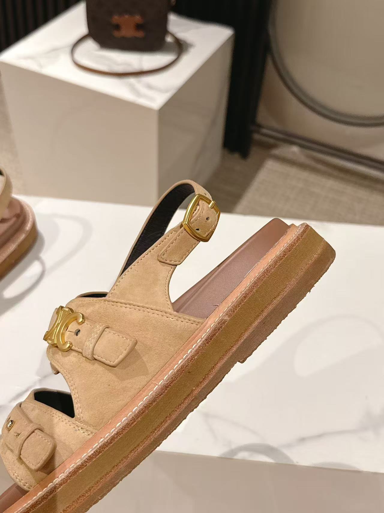 CELINE 25S TIPPI TRIOMPHE SANDAL IN LIGHT BROWN CALFSKIN SUEDE