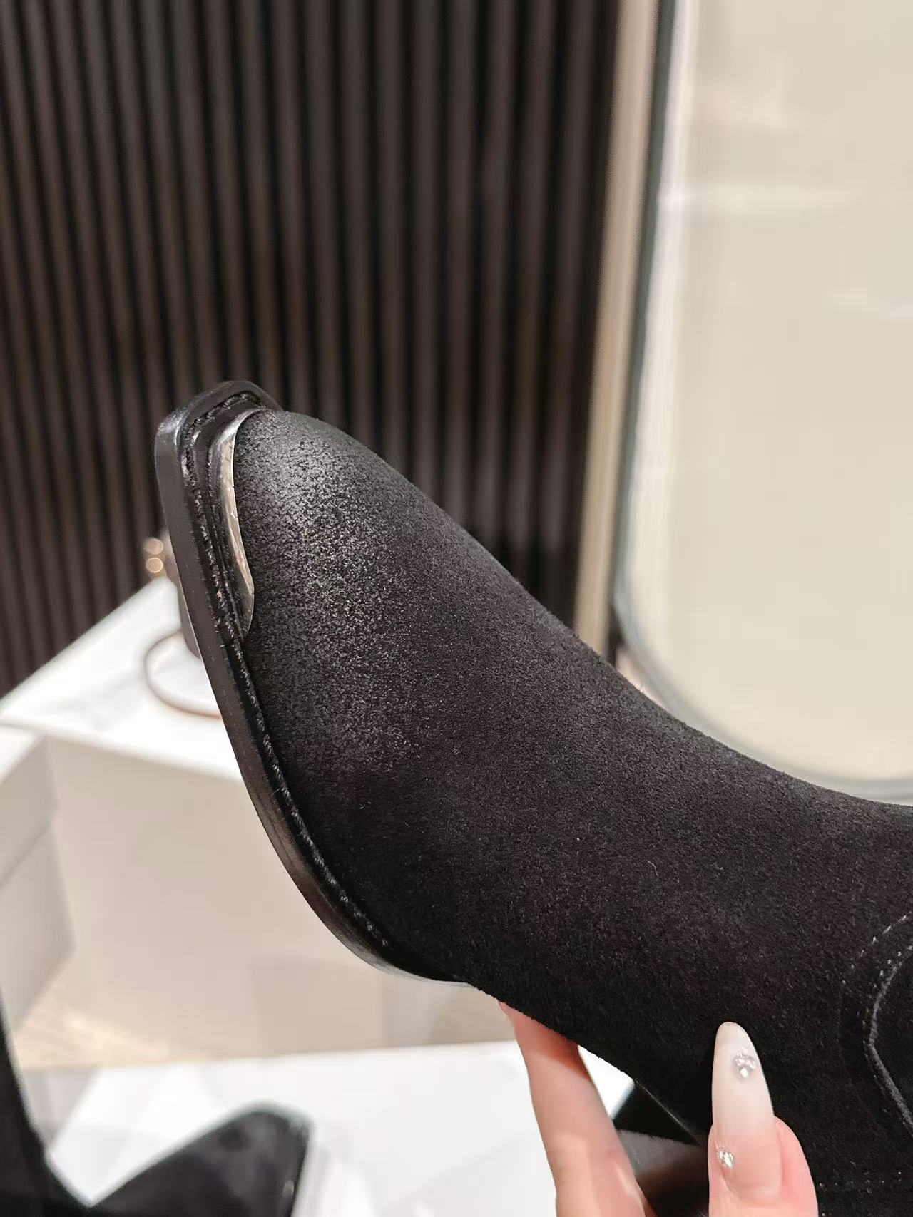 CELINE 25S CHELSEA BOOTS CLASSIC 45MM IN BLACK SUEDE
