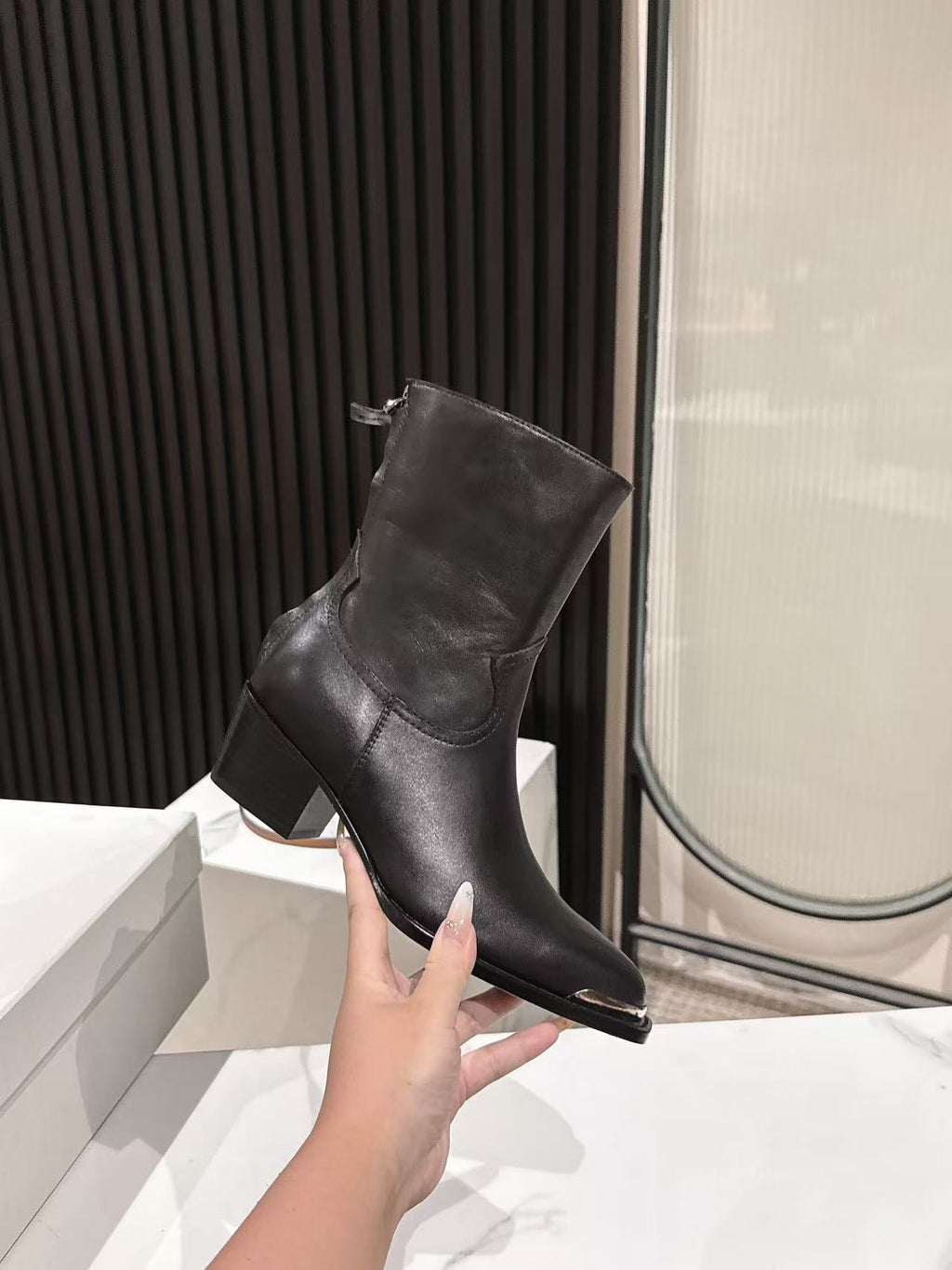 CELINE 25S CHELSEA BOOTS CLASSIC 45MM IN BLACK CALFSKIN