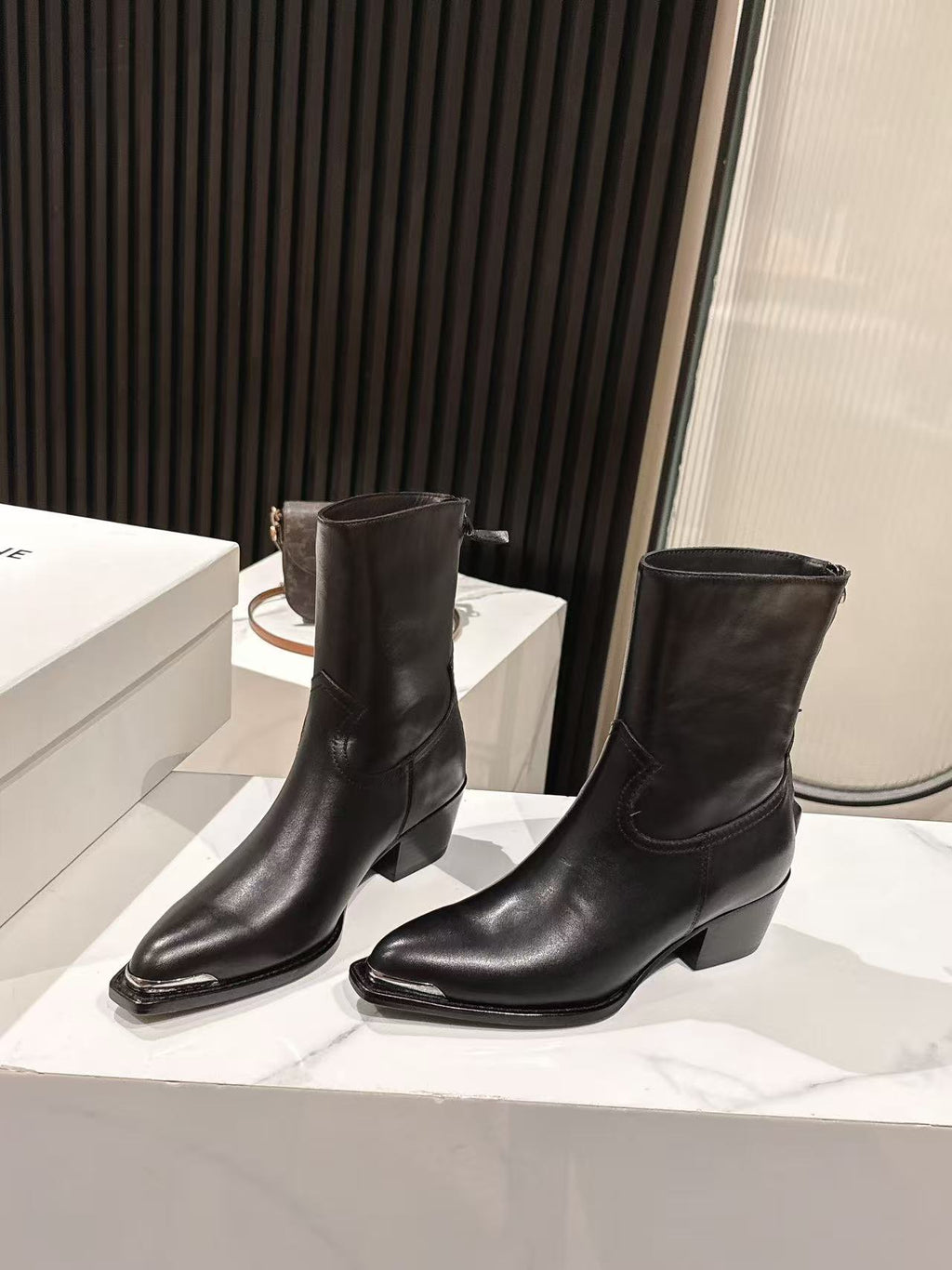 CELINE 25S CHELSEA BOOTS CLASSIC 45MM IN BLACK CALFSKIN