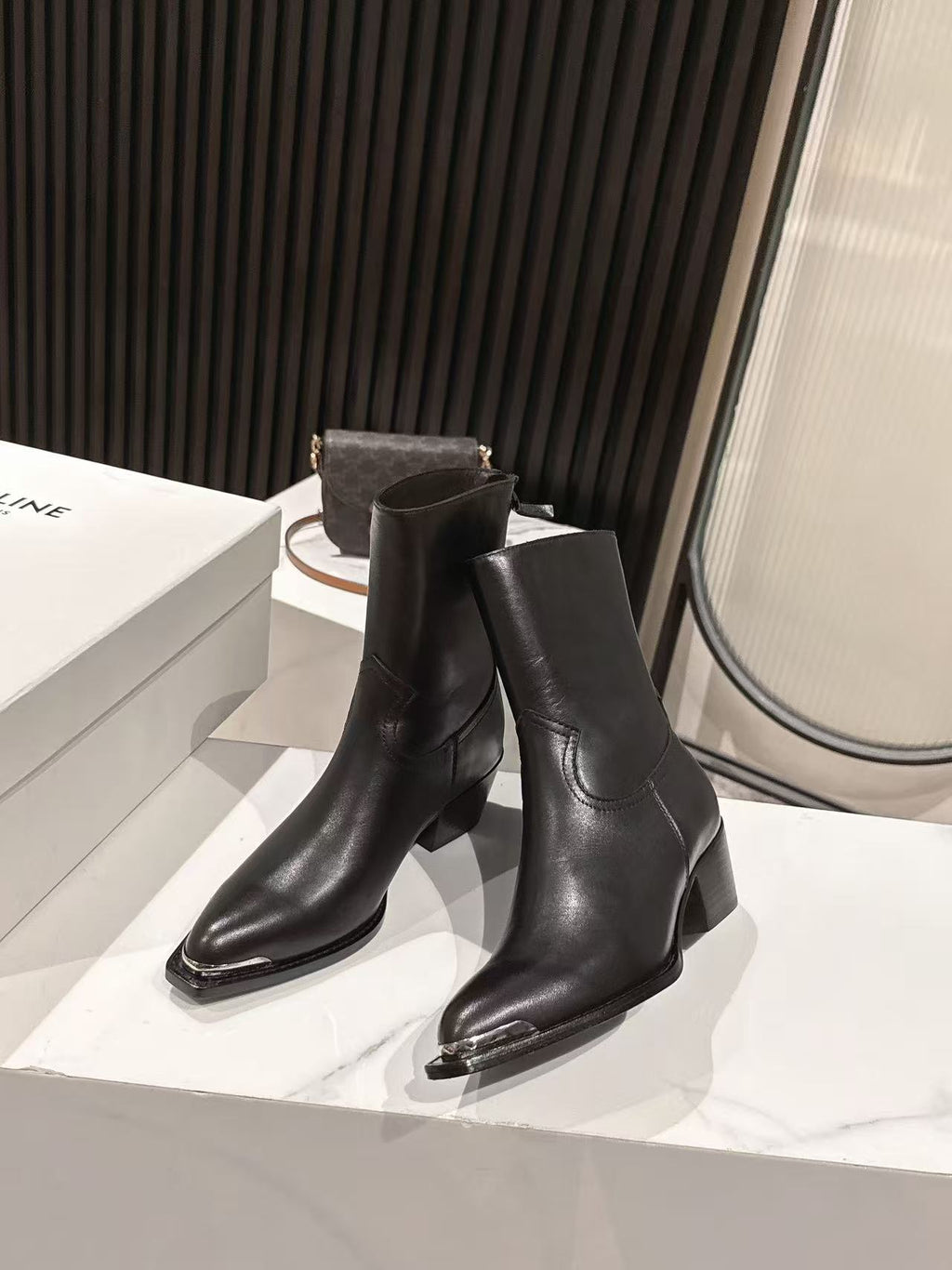 CELINE 25S CHELSEA BOOTS CLASSIC 45MM IN BLACK CALFSKIN