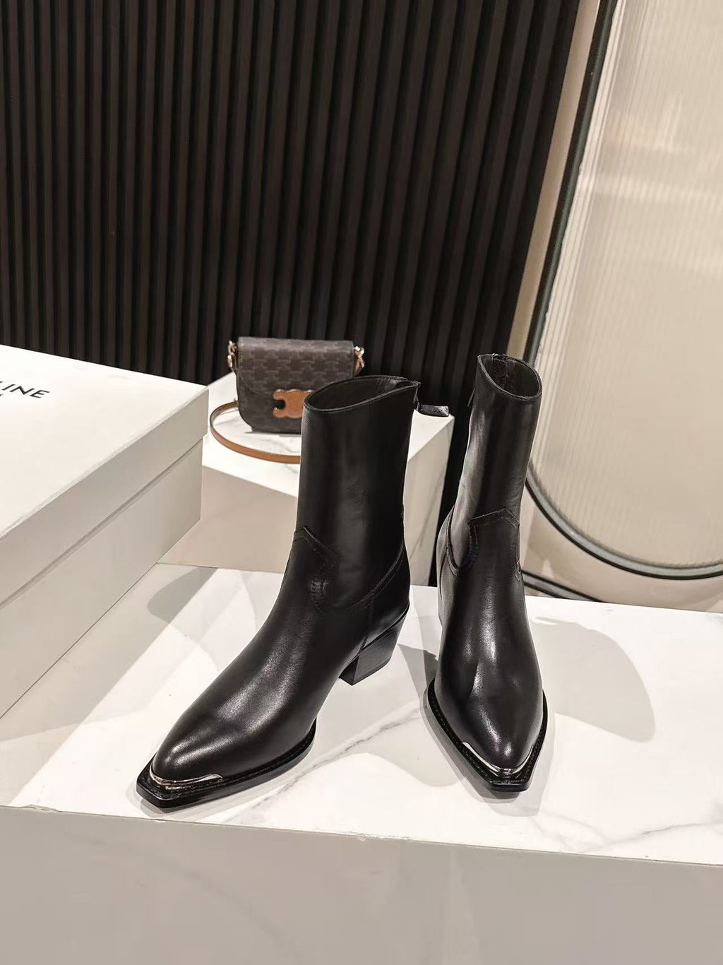 CELINE 25S CHELSEA BOOTS CLASSIC 45MM IN BLACK CALFSKIN