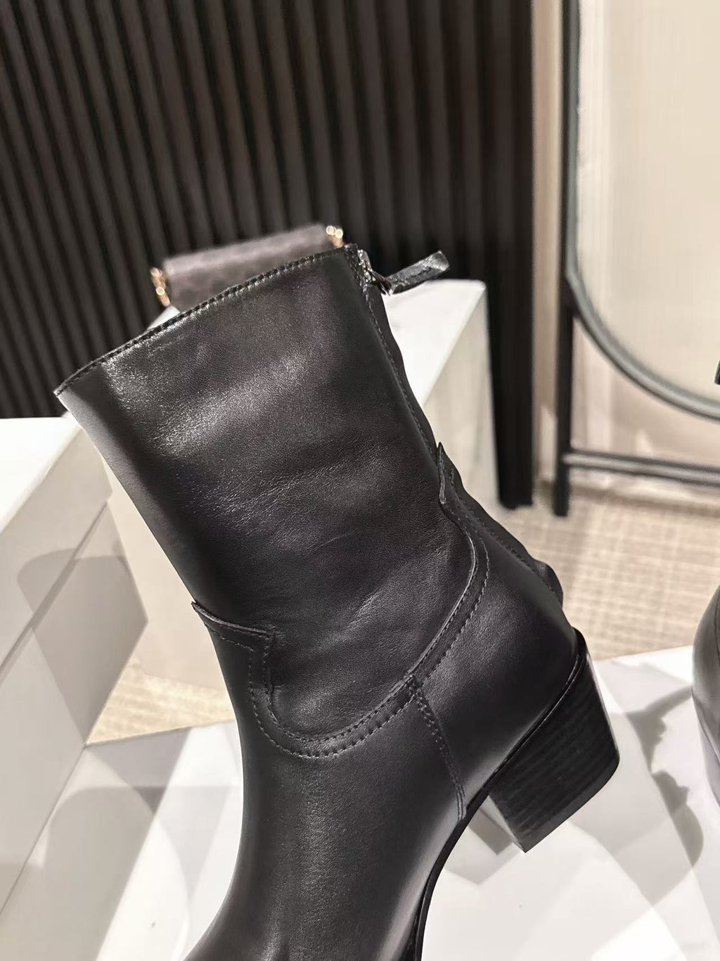 CELINE 25S CHELSEA BOOTS CLASSIC 45MM IN BLACK CALFSKIN