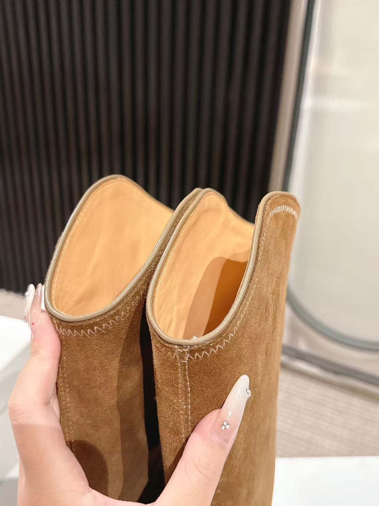 CELINE 25S HIGH BOOTS FOR FALL AND WINTER 45MM IN BROWN SUEDE