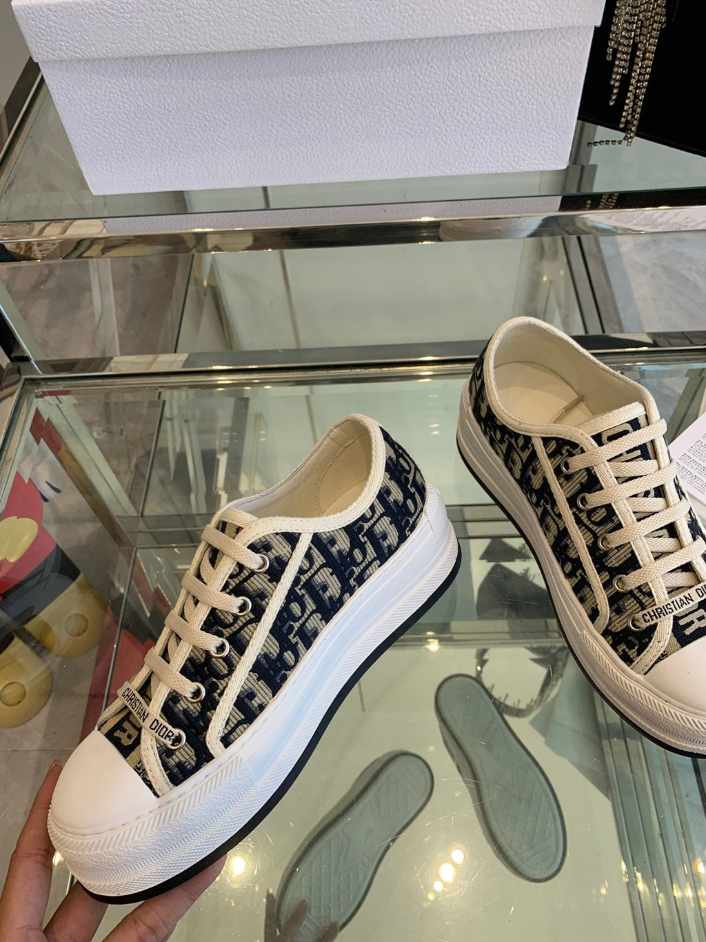 WALK'N PLATFORM SNEAKER IN BLACK MIX CAMEL BROWN EMBROIDERY ICONIC PATTERNS FABRIC