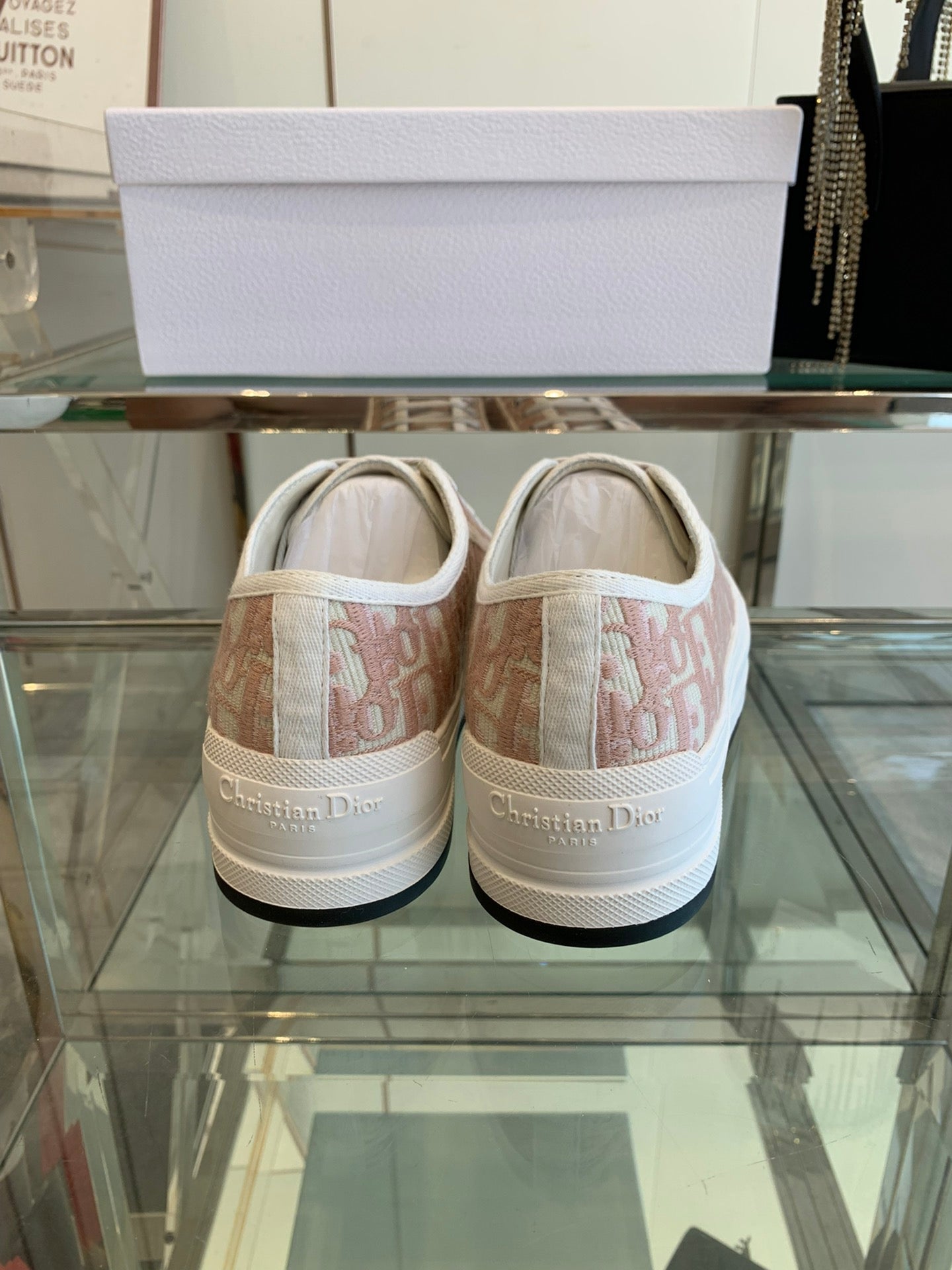 WALK'N PLATFORM SNEAKER IN IN LIGHT PINK EMBROIDERY ICONIC PATTERNS FABRIC