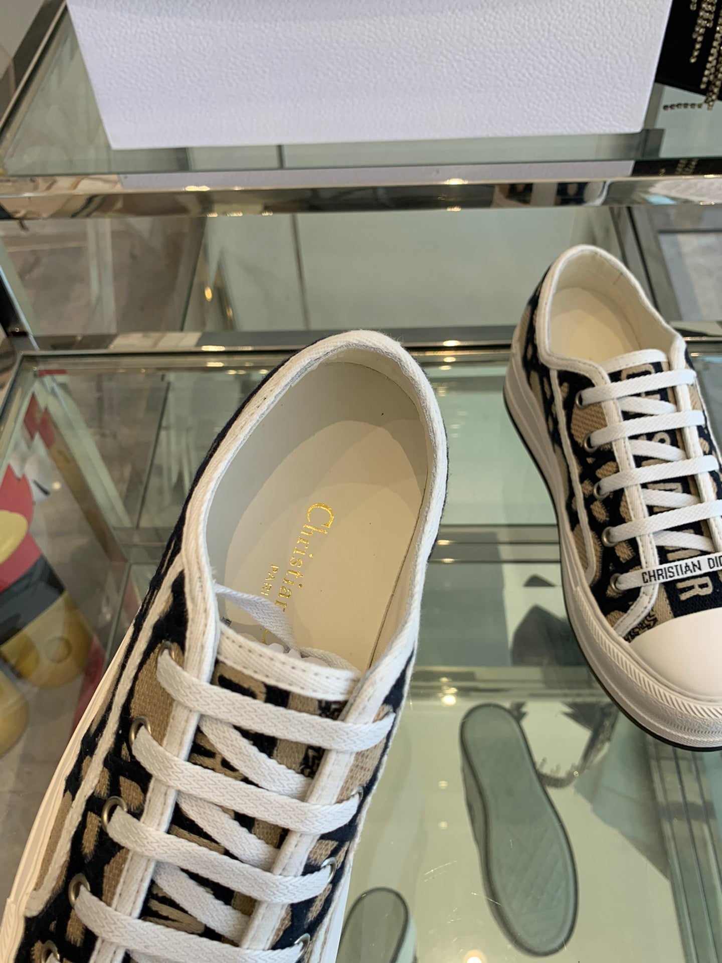 WALK'N PLATFORM SNEAKER IN CAMEL BEIGE MIX BLACK EMBROIDERED FABRIC