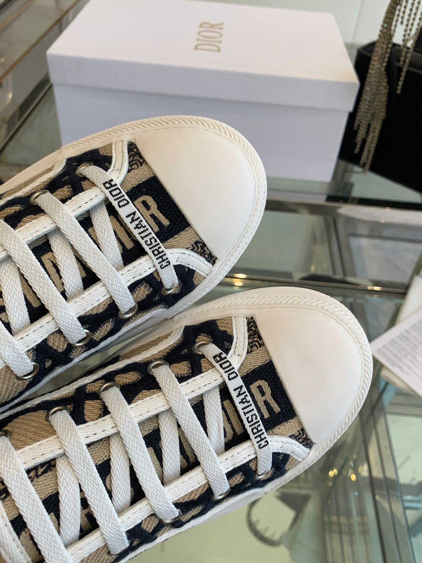 WALK'N PLATFORM SNEAKER IN CAMEL BEIGE MIX BLACK EMBROIDERED FABRIC