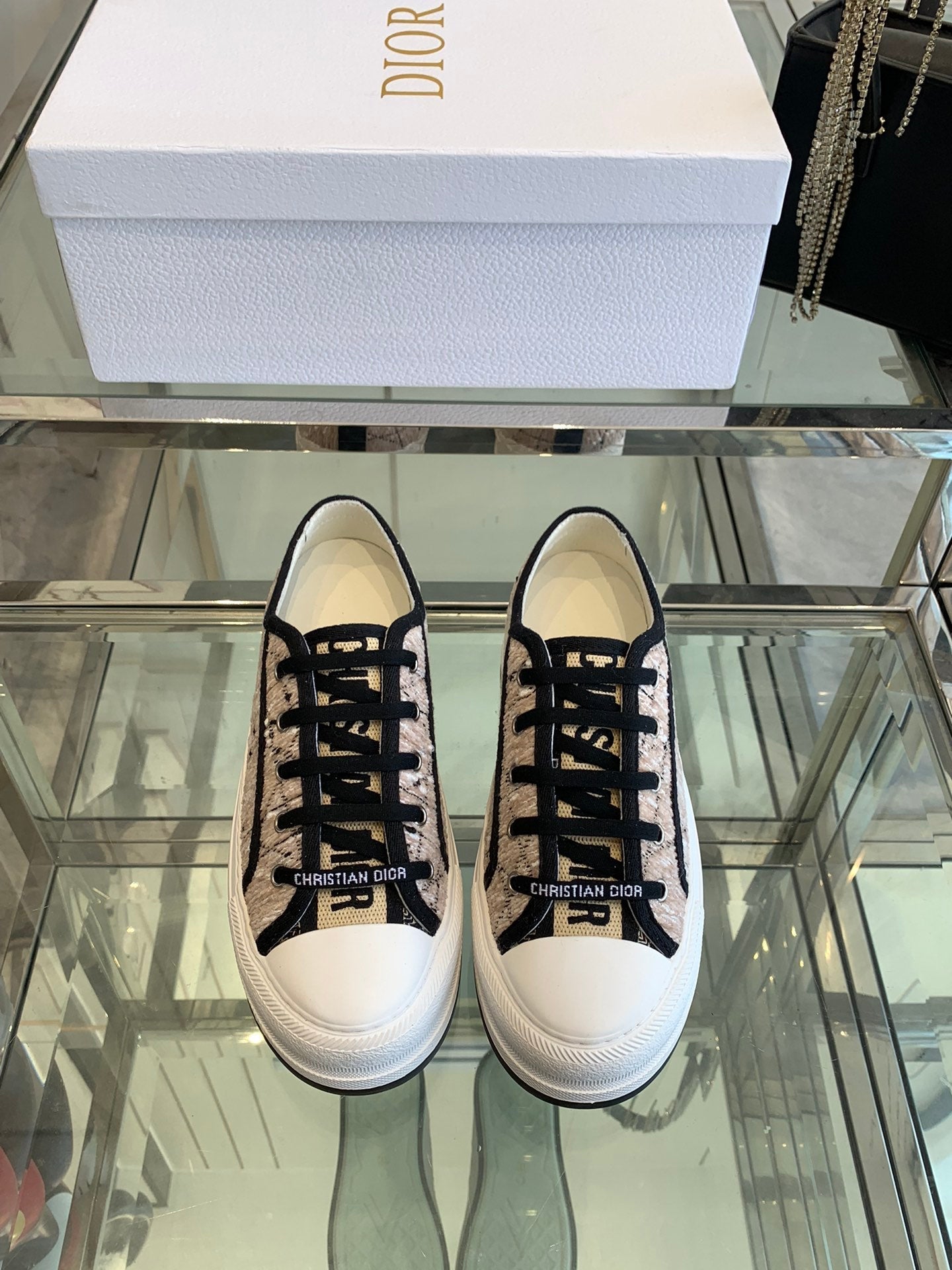 WALK'N PLATFORM SNEAKER BEIGE AND BLACK CANNAGE TWEED