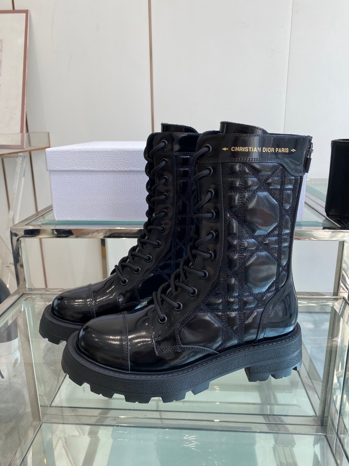 DIOR 25S D-UNIT ANKLE BOOT IN BLACK QUILTED CANNAGE CALFSKIN