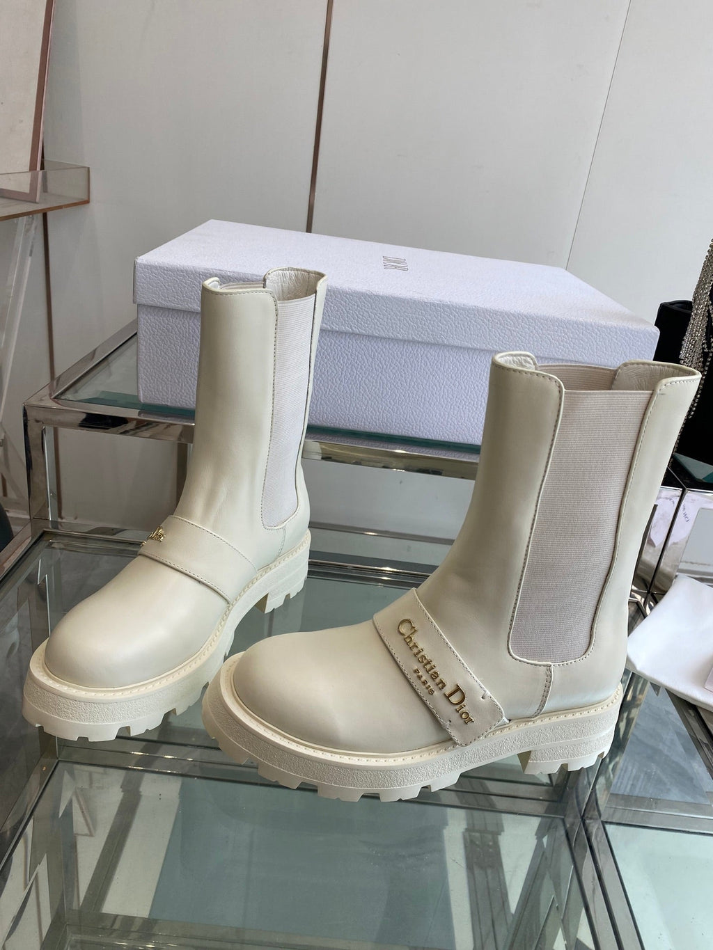 DIOR 25S D-QUEST ANKLE BOOT 35MM IN WHITE CALFSKIN GOLD HARDWARE