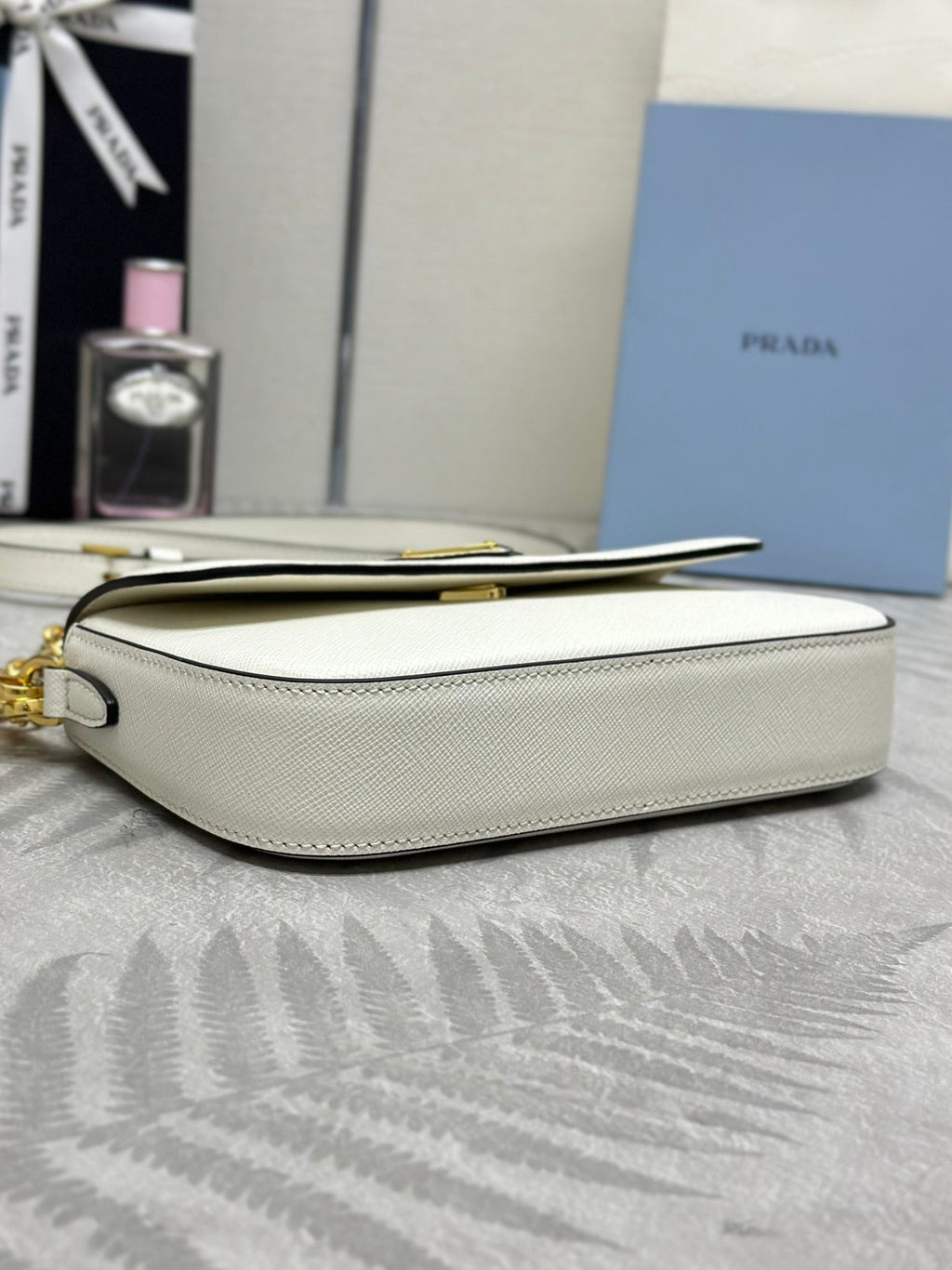PRADA 25S MINI FLAP BAG 20 IN WHITE SAFFIANO CALFSKIN GOLD HARDWARE