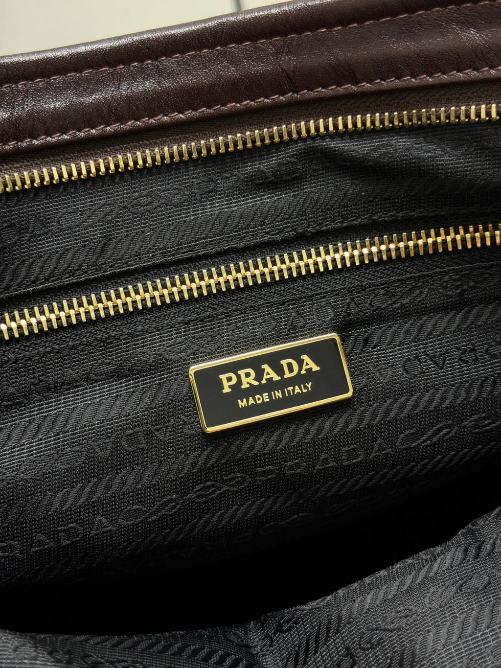 PRADA 25S BONNIE LARGE HANDBAG 38 IN DARK BROWN GLOSSY CALFSKIN GOLD HARDWARE