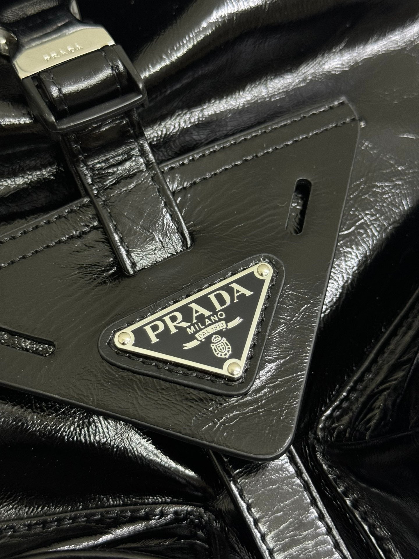 PRADA 25S BACKPACK 45 IN BLACK GLOSSY CALFSKIN SILVER HARDWRE