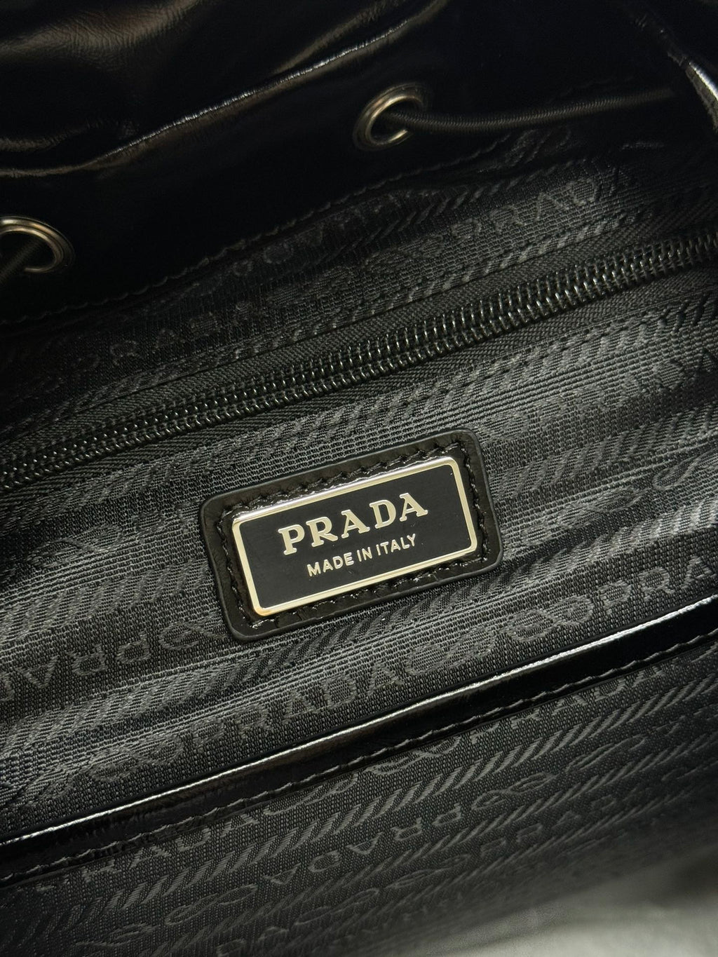 PRADA 25S BACKPACK 45 IN BLACK GLOSSY CALFSKIN SILVER HARDWARE
