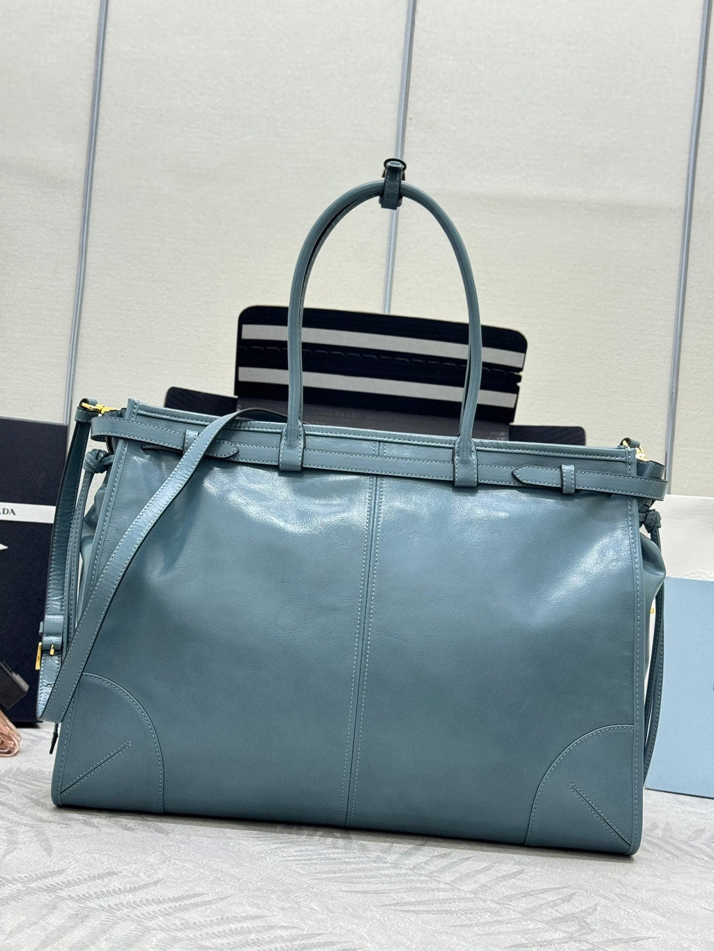 PRADA 25S LUX SOFT BAG 42 IN BLUE GLOSSY CALFSKIN GOLD HARDWARE