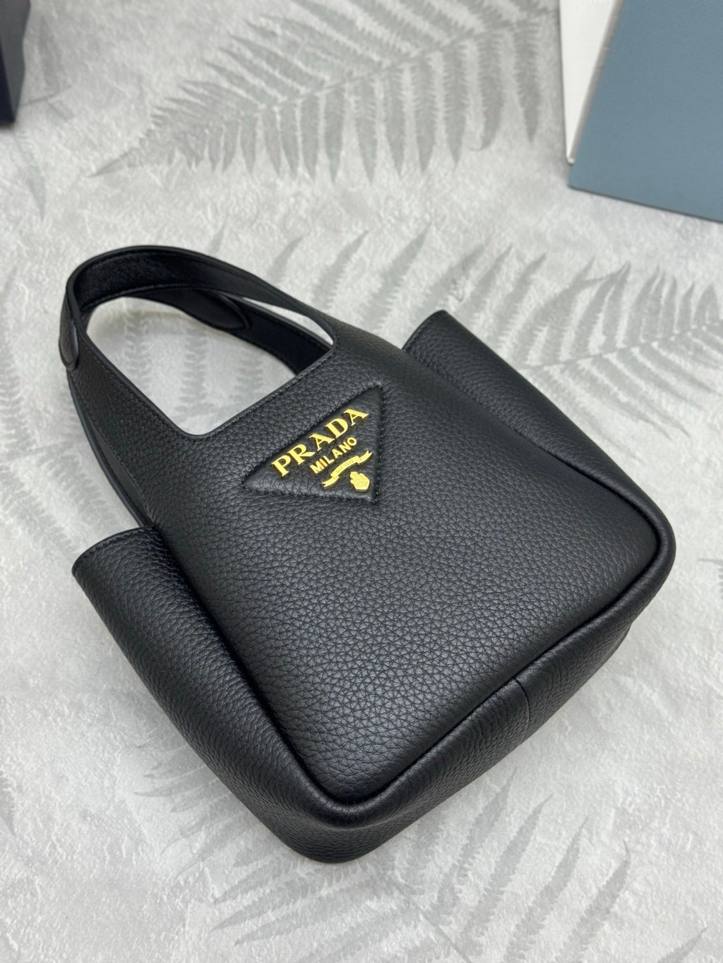PRADA 25S TOTE MINI BAG 18 IN BLACK CALFSKIN GOLD HARDWARE