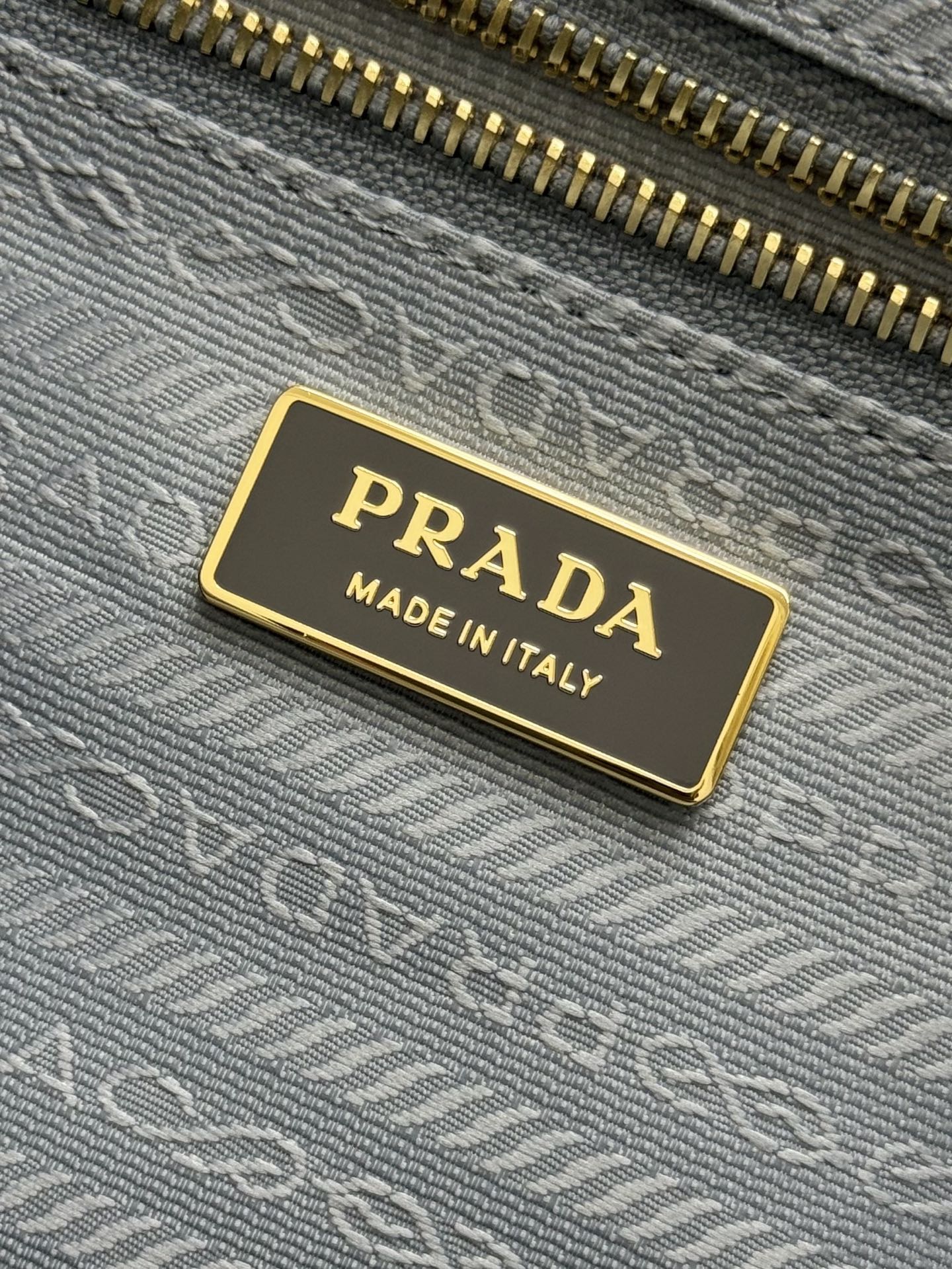 PRADA 25S LUX SOFT BAG 42 IN GRAY GLOSSY CALFSKIN GOLD HARDWARE