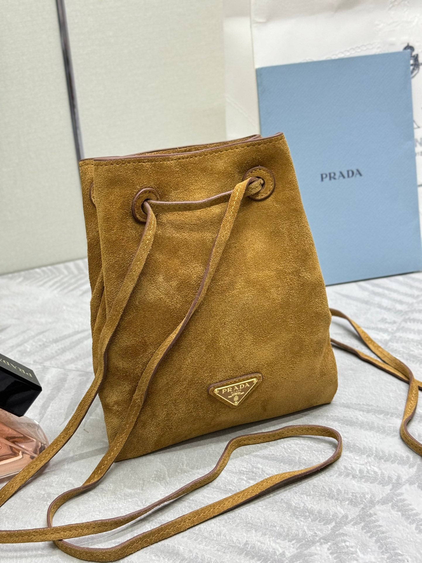 PRADA 25S BUCKET BAG 20 IN LIGHT CARAMEL SUEDE GOLD HARDWRE
