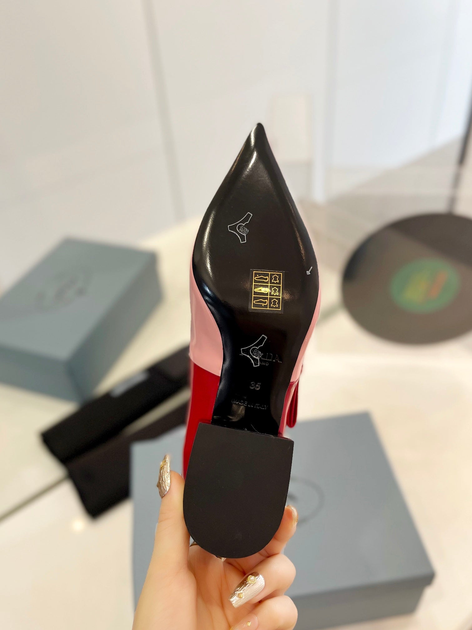 PRA MID - HEELS RED AND LIGHT PINK LAMBSKIN WITH BOW