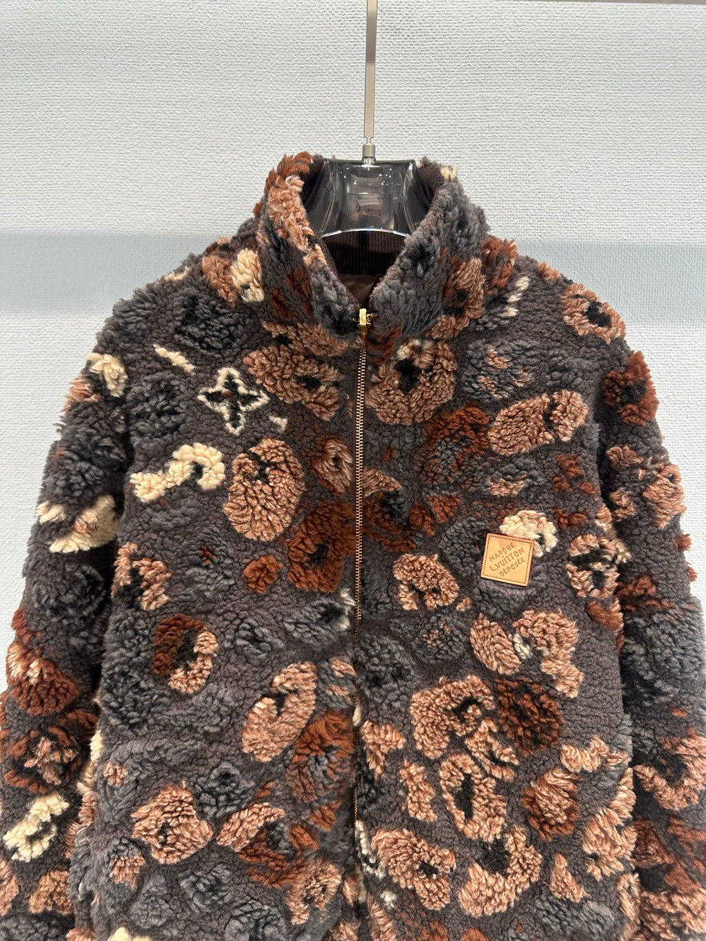 LV 25S REVERSIBLE SHEARLING JACKET 0029