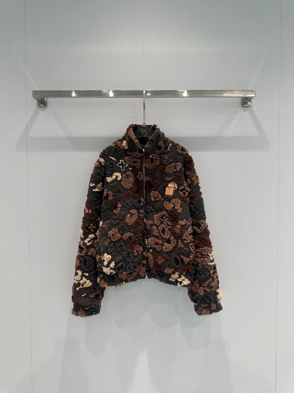 LV 25S REVERSIBLE SHEARLING JACKET 0029