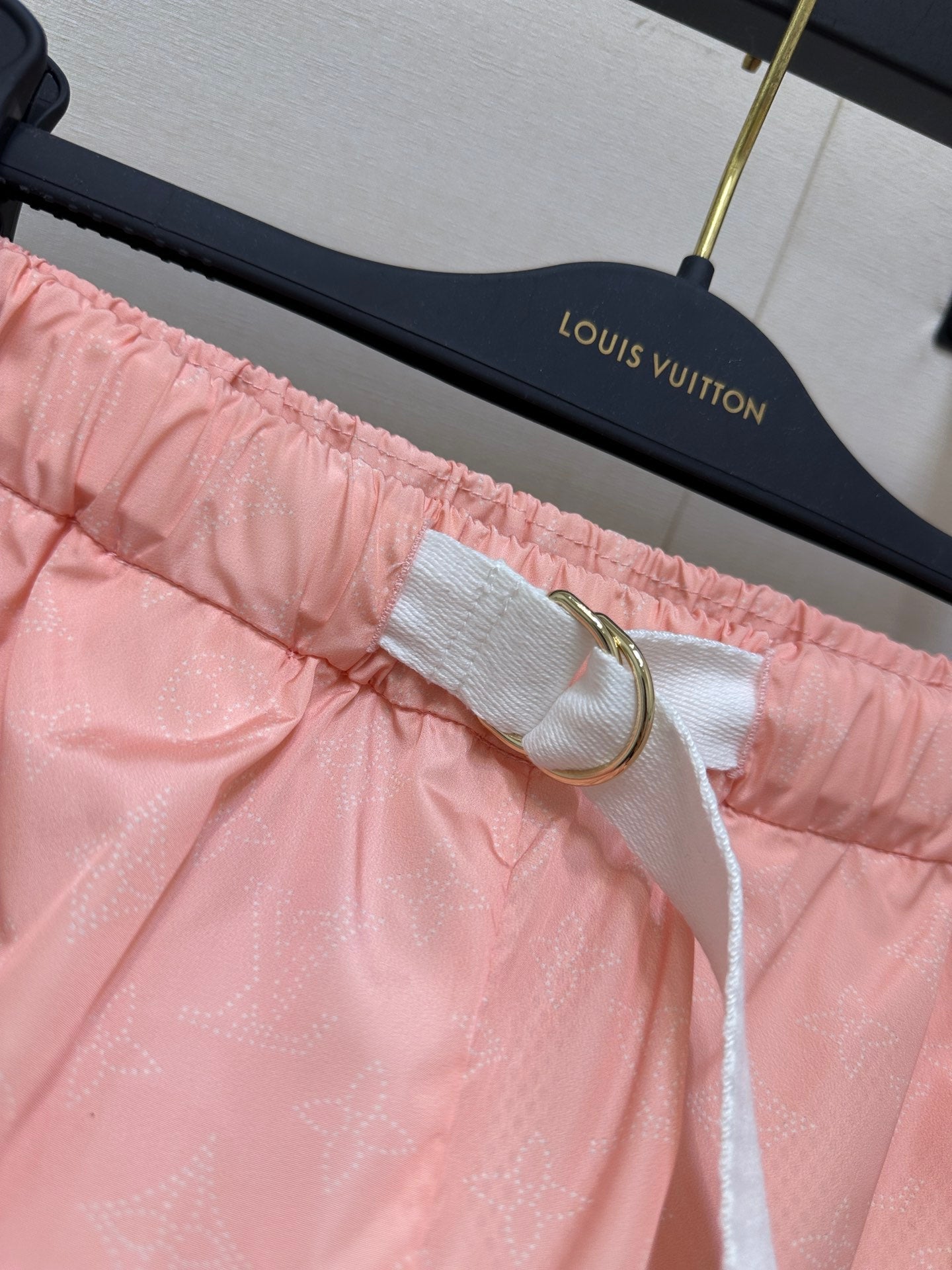 LV 25S SPORTS SHORTS 0136