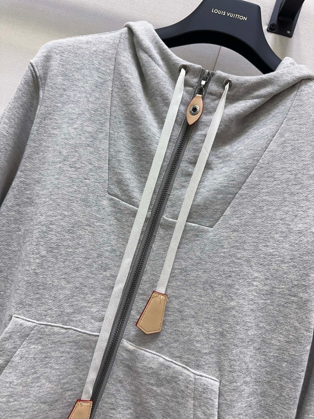 LV 25S HOODED JACKET 0138