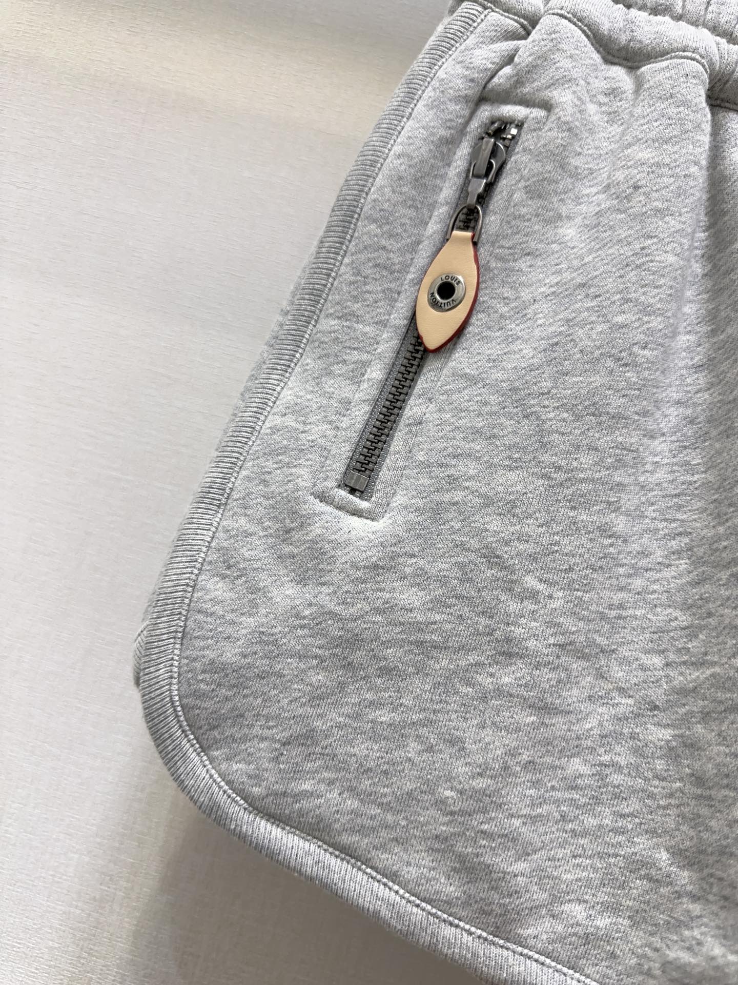 LV 25S SPORTS SHORTS 0139