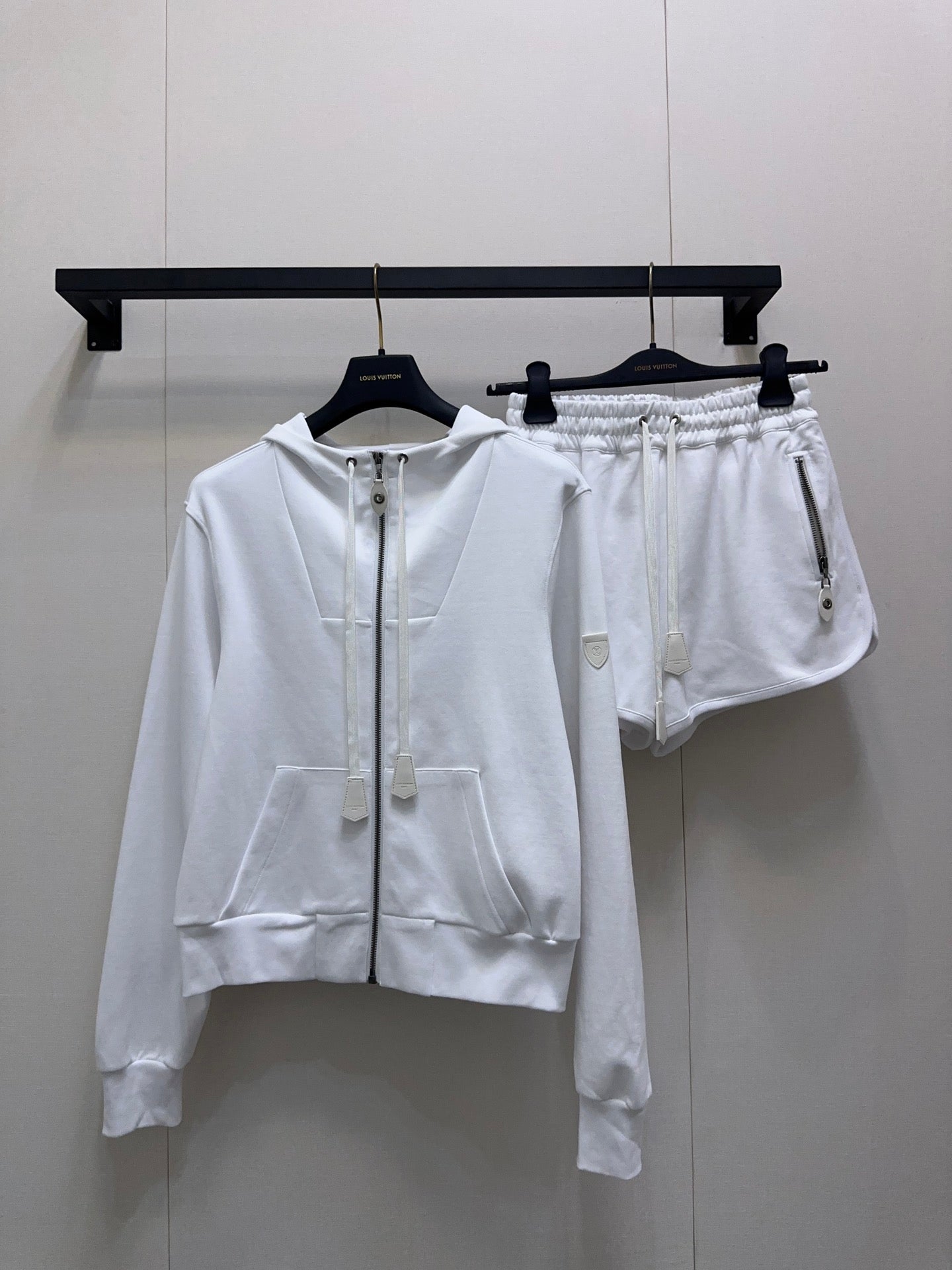 LV 25S HOODED JACKET 0141