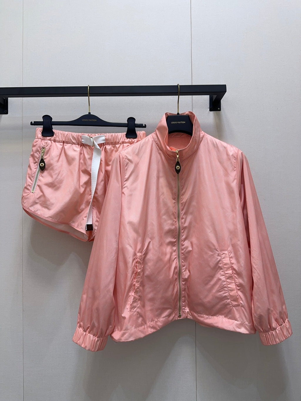 LV 25S HOODED JACKET 0137