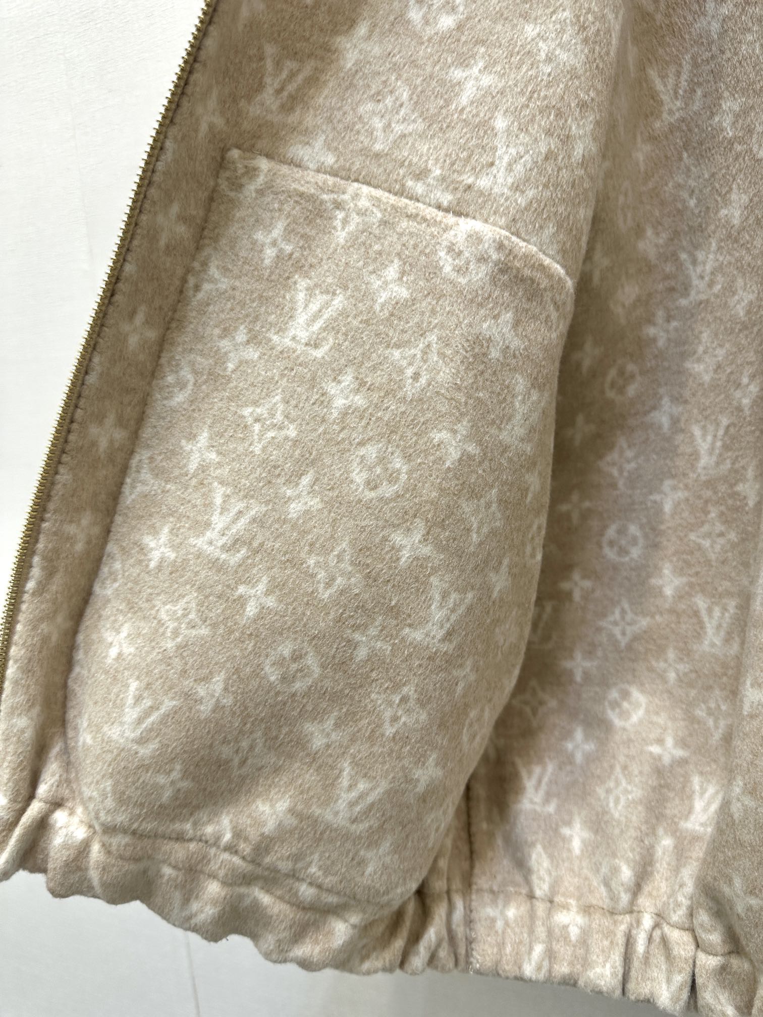 LV 25S JACKET 0135