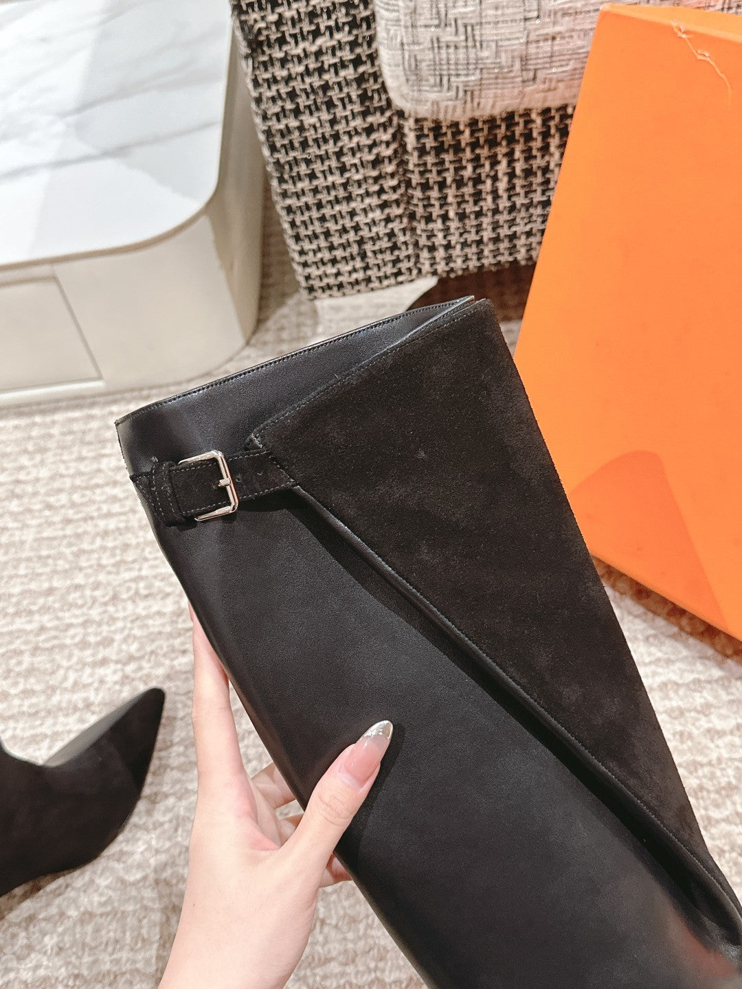 HILONA 6 CM BOOTS IN BLACK CALFSKIN AND SUEDE