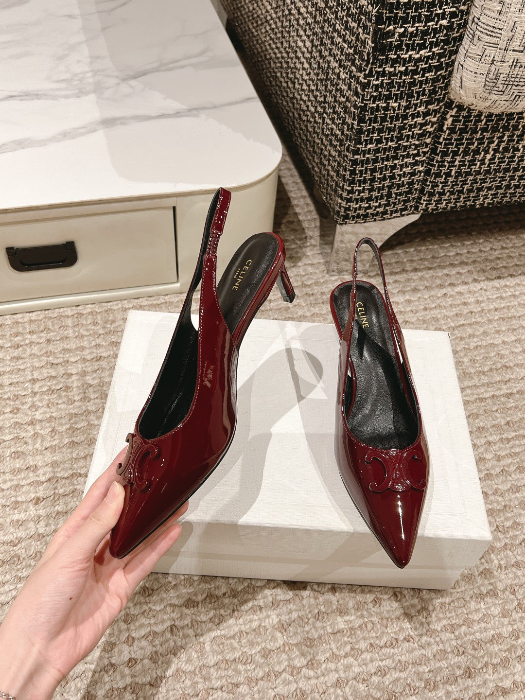 HIGH SLINGBACKS 5 CM IN RUBY RED PATENT CALFSKIN