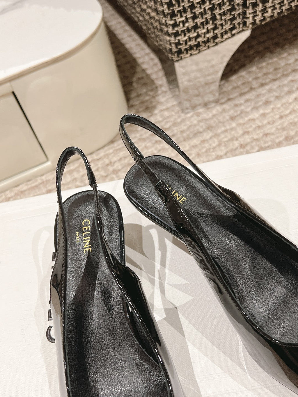 HIGH SLINGBACKS 5 CM IN BLACK PATENT CALFSKIN