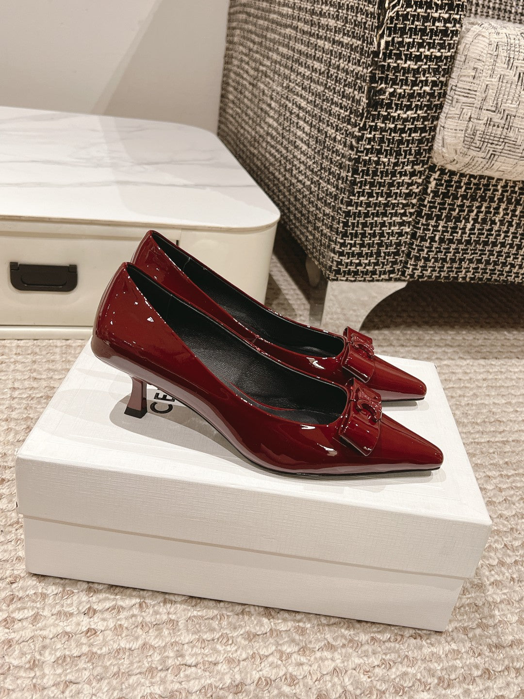 TRIOMPHE HIGH PUMP 5 CM IN RUBY RED PATENT CALFSKIN