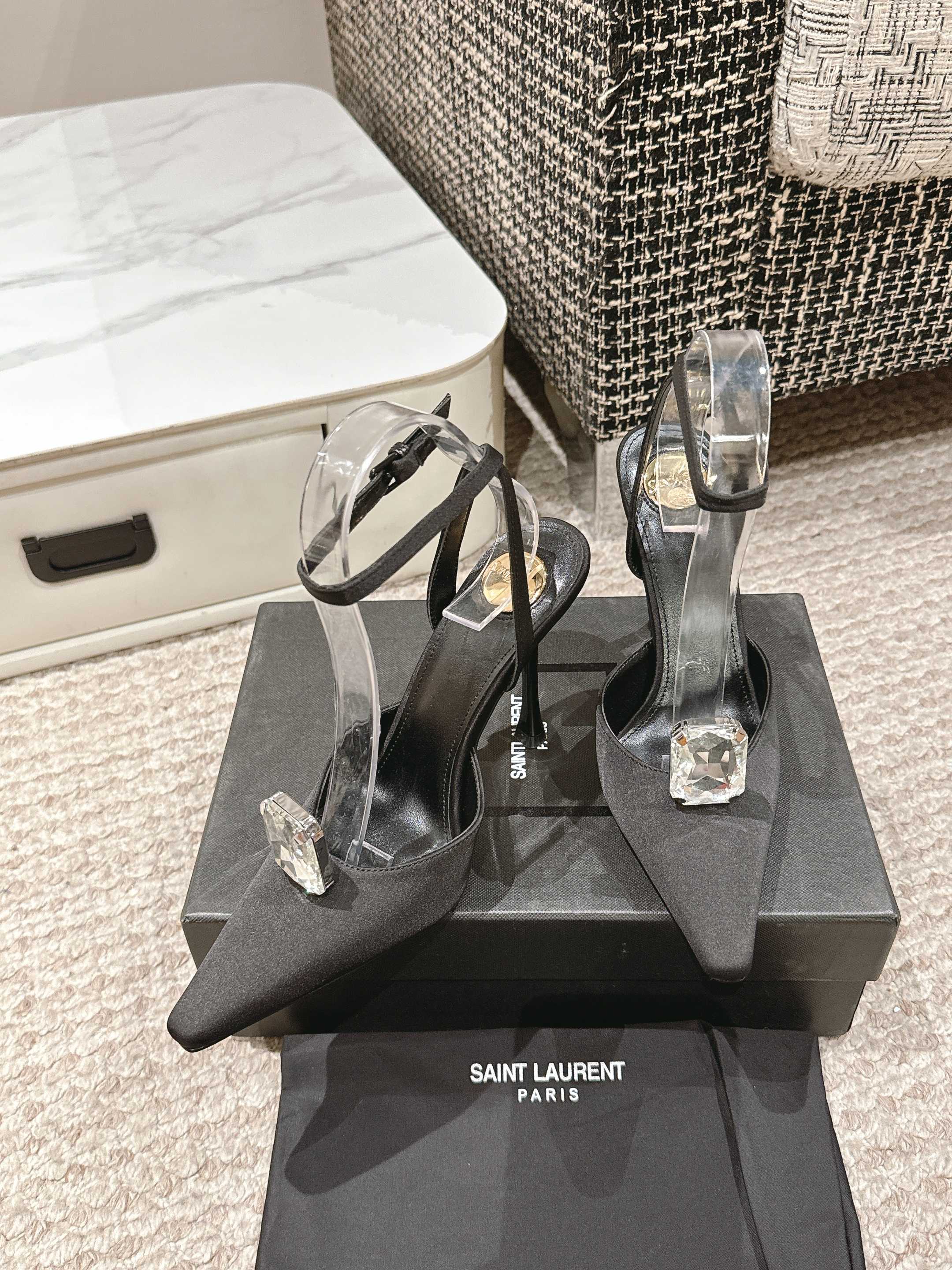 AIMÉE HIGH 75 MM SLINGBACK PUMPS IN BLACK SATIN WITH CRYSTAL