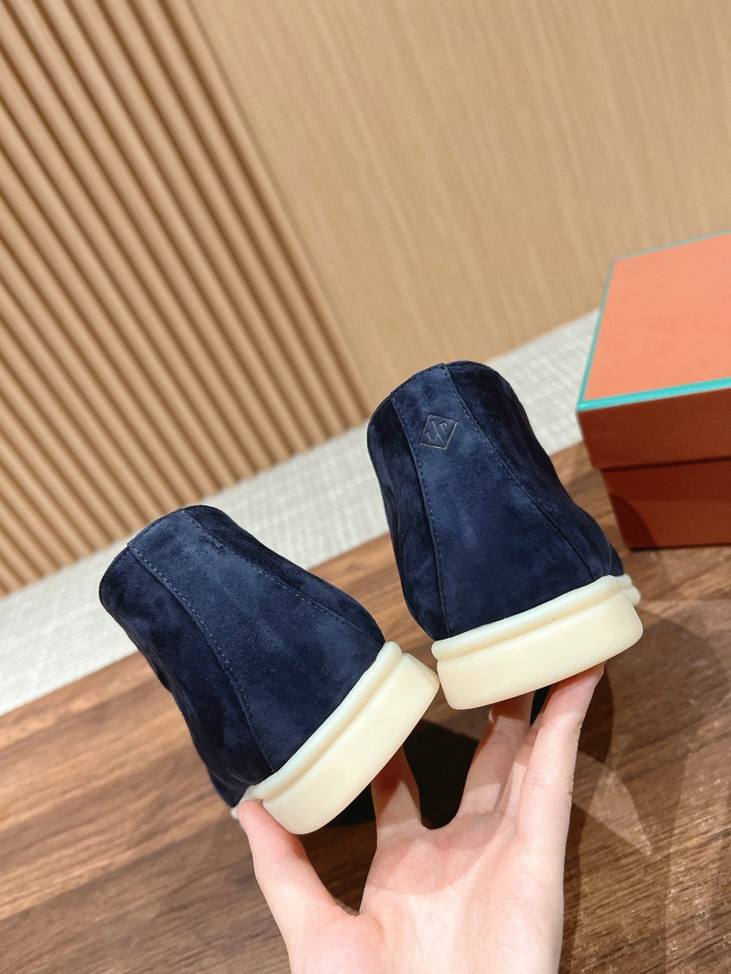 LP OPEN WALK LOAFERS NAVY SUEDE